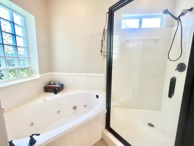 HIDDEN LAKES - Residential Lease