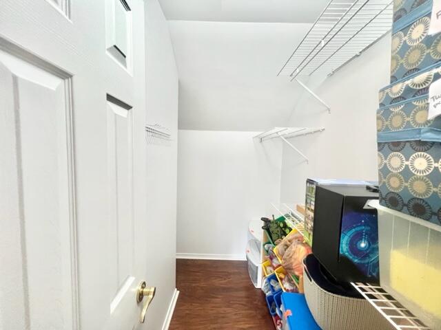 HIDDEN LAKES - Residential Lease