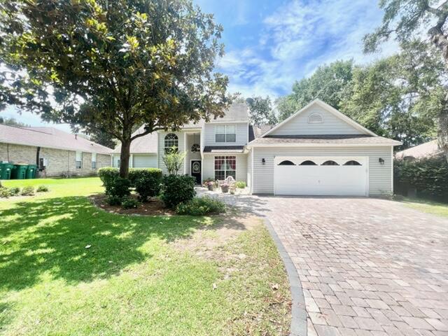 HIDDEN LAKES - Residential Lease