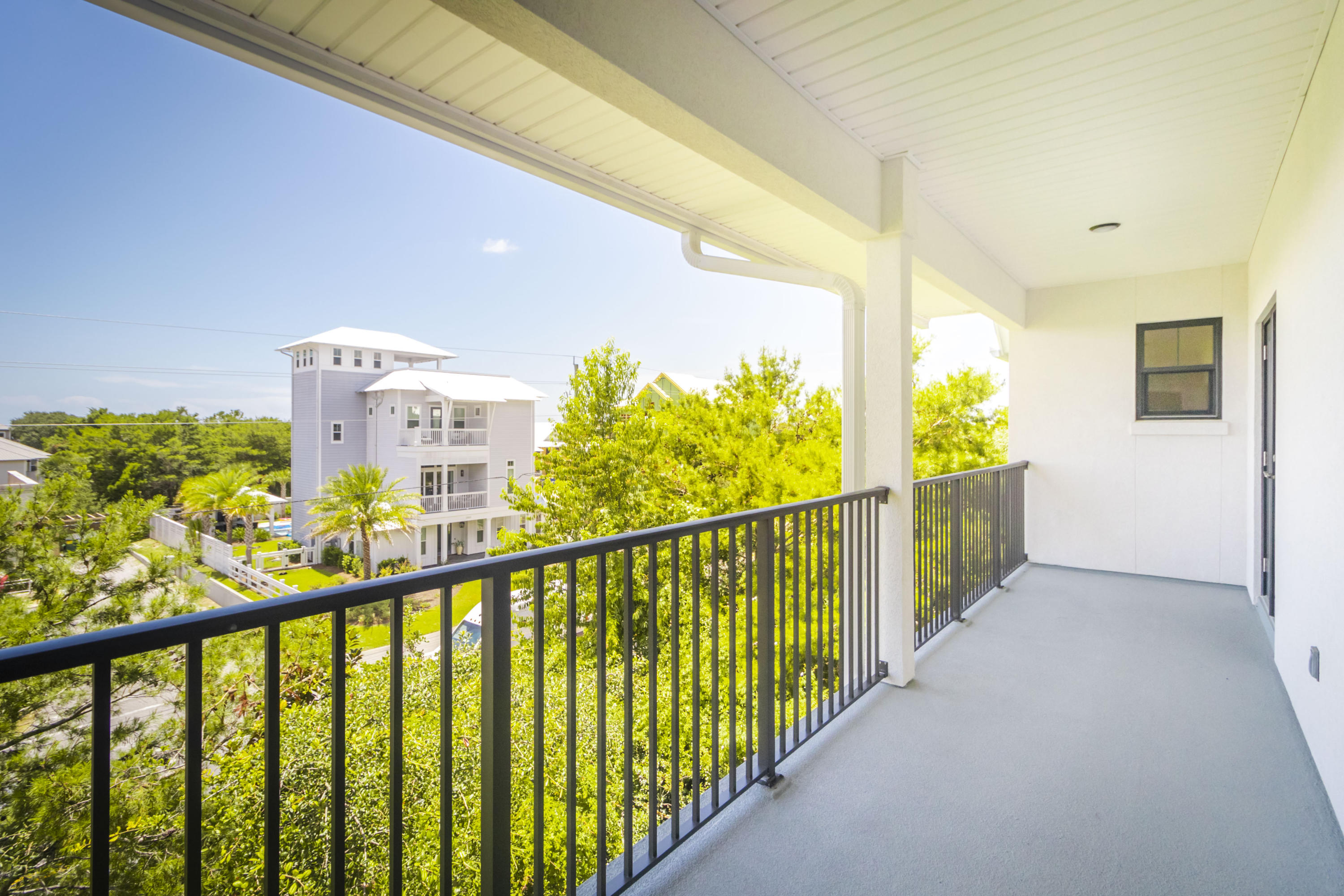 Hidden Lake condominiums - Residential