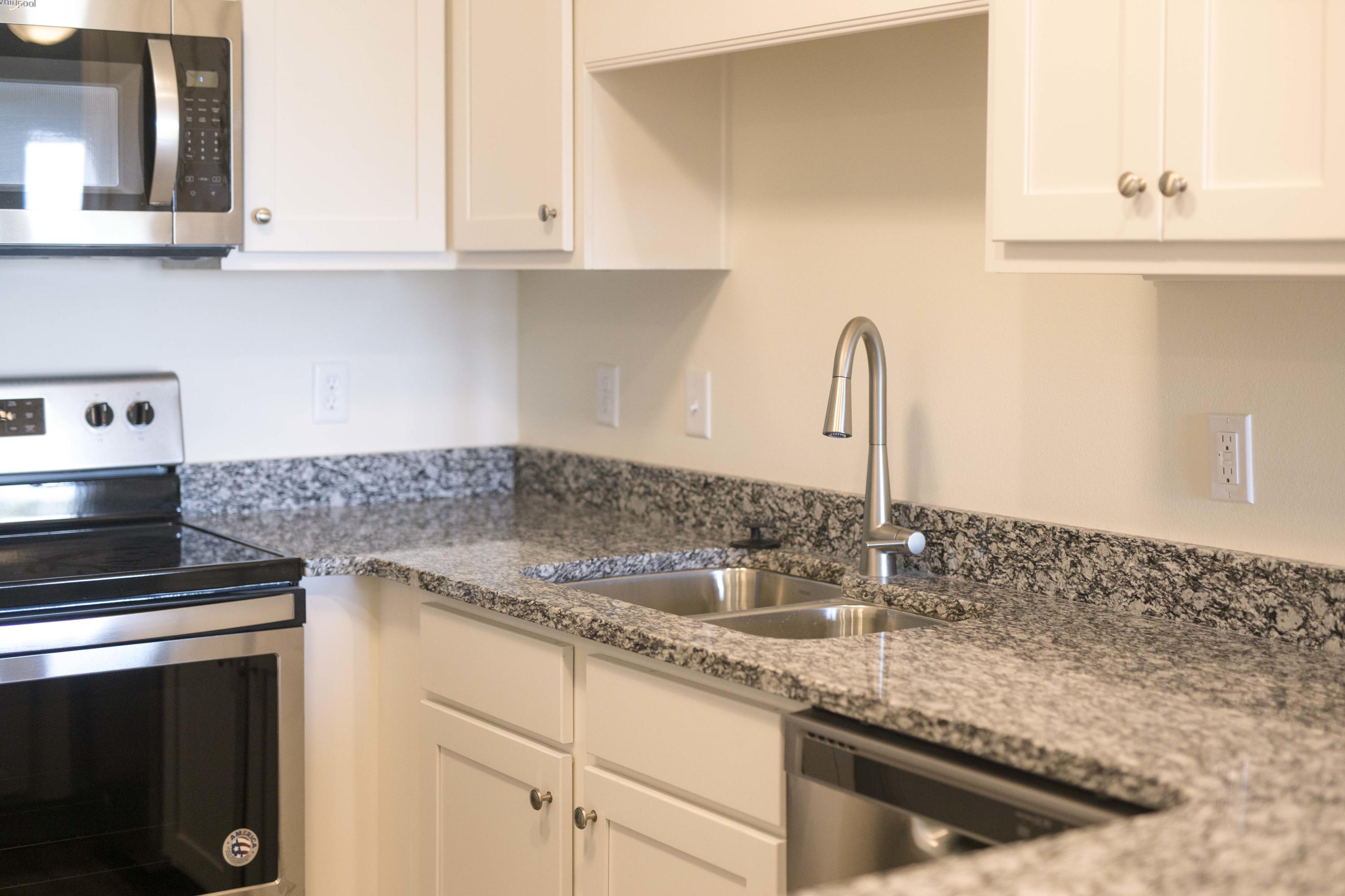 Hidden Lake condominiums - Residential