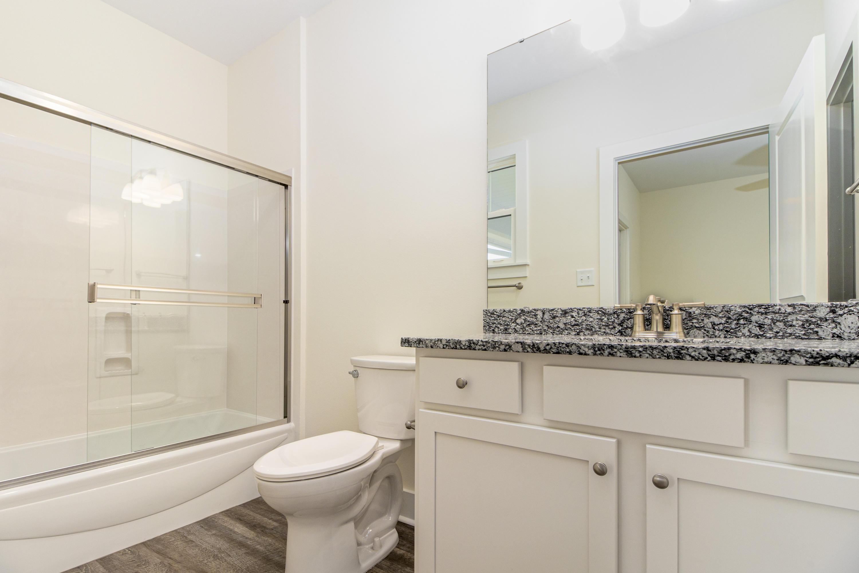 Hidden Lake condominiums - Residential