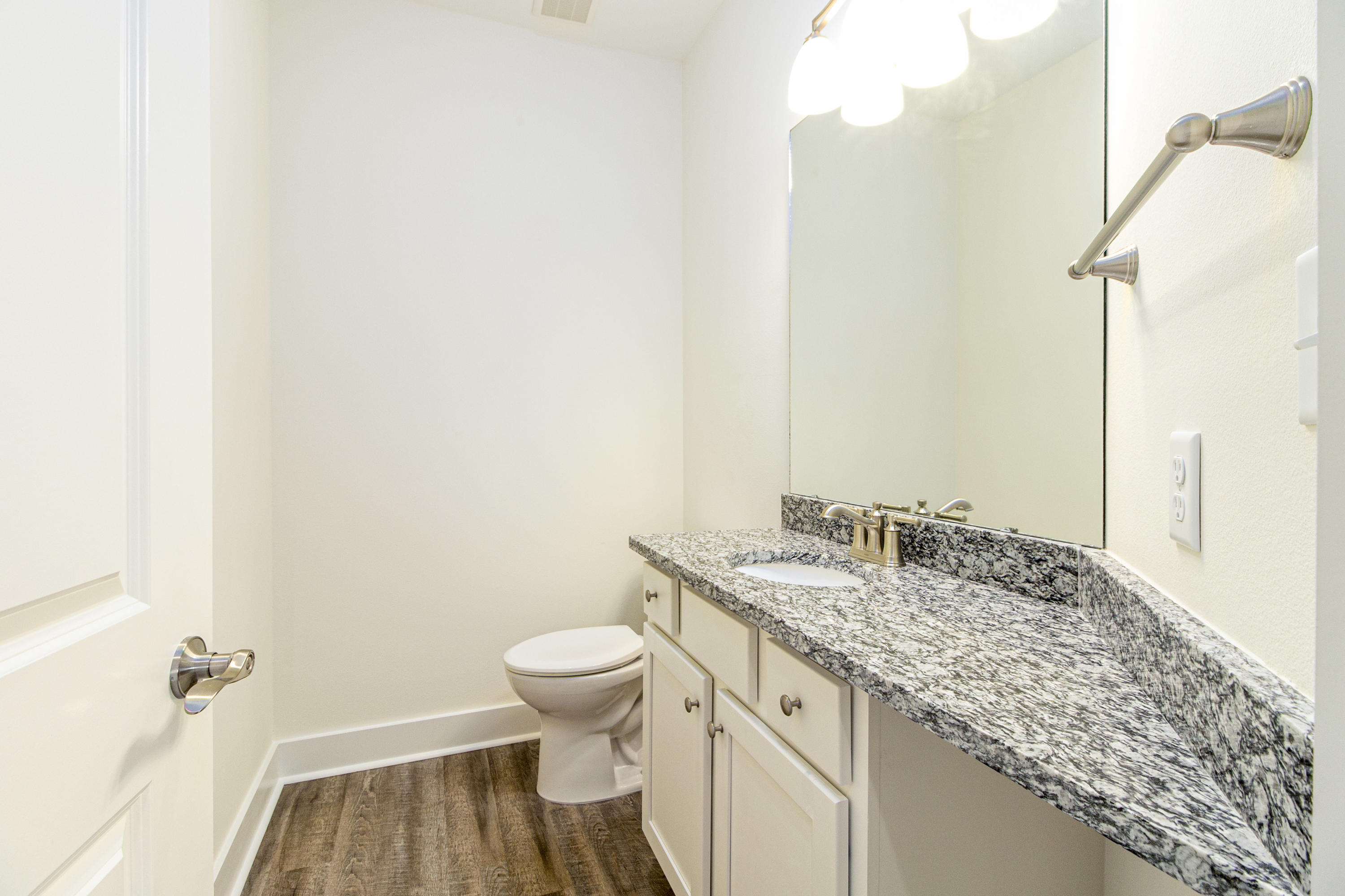 Hidden Lake condominiums - Residential