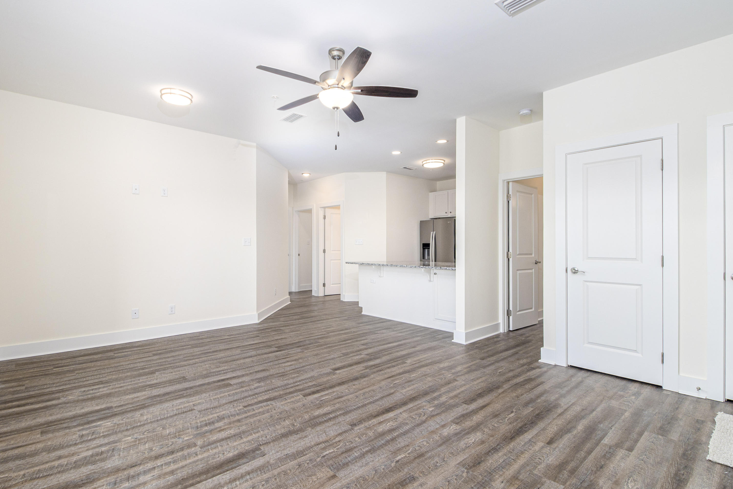 Hidden Lake condominiums - Residential