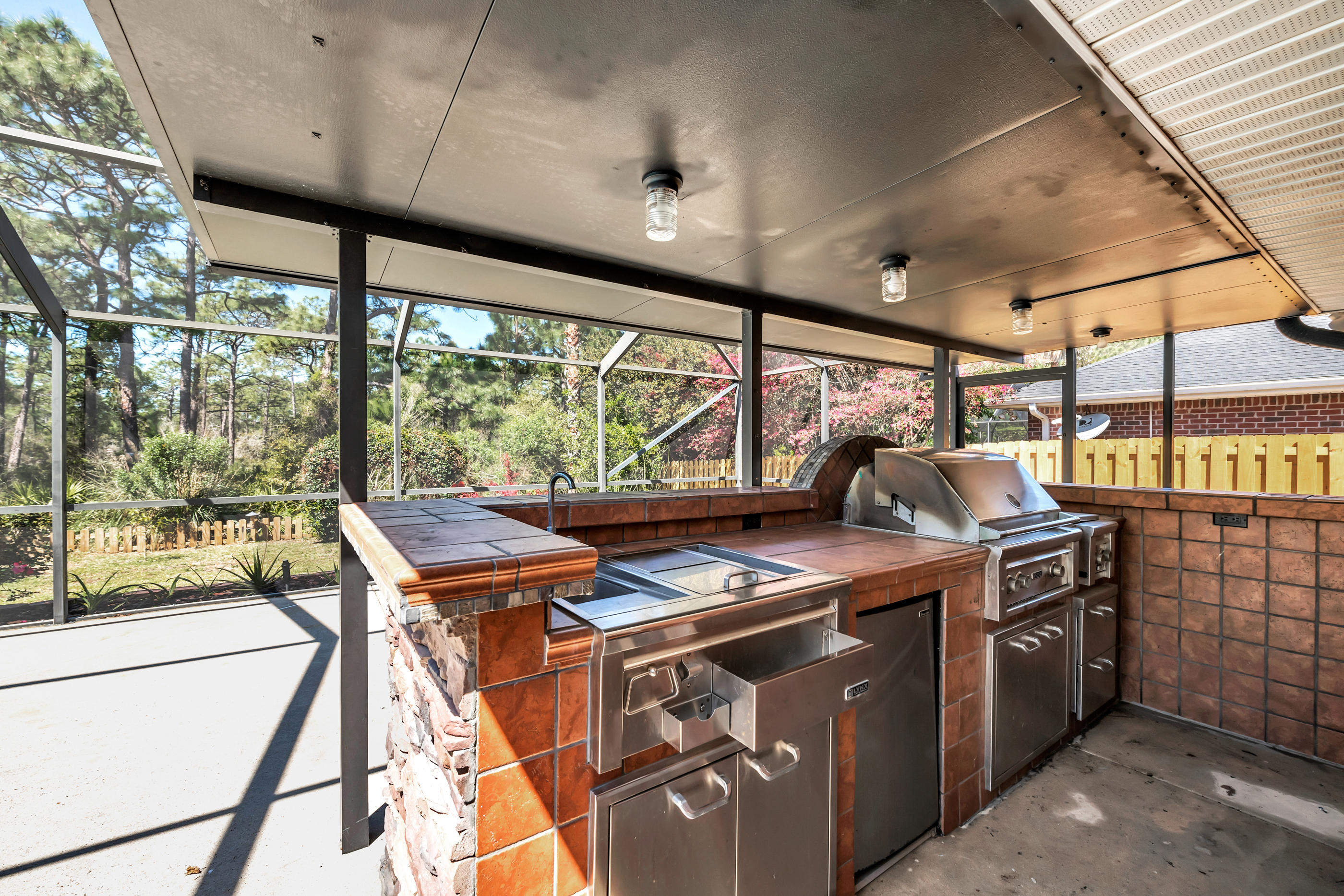 WOODLAWN HEIGHTS - Residential