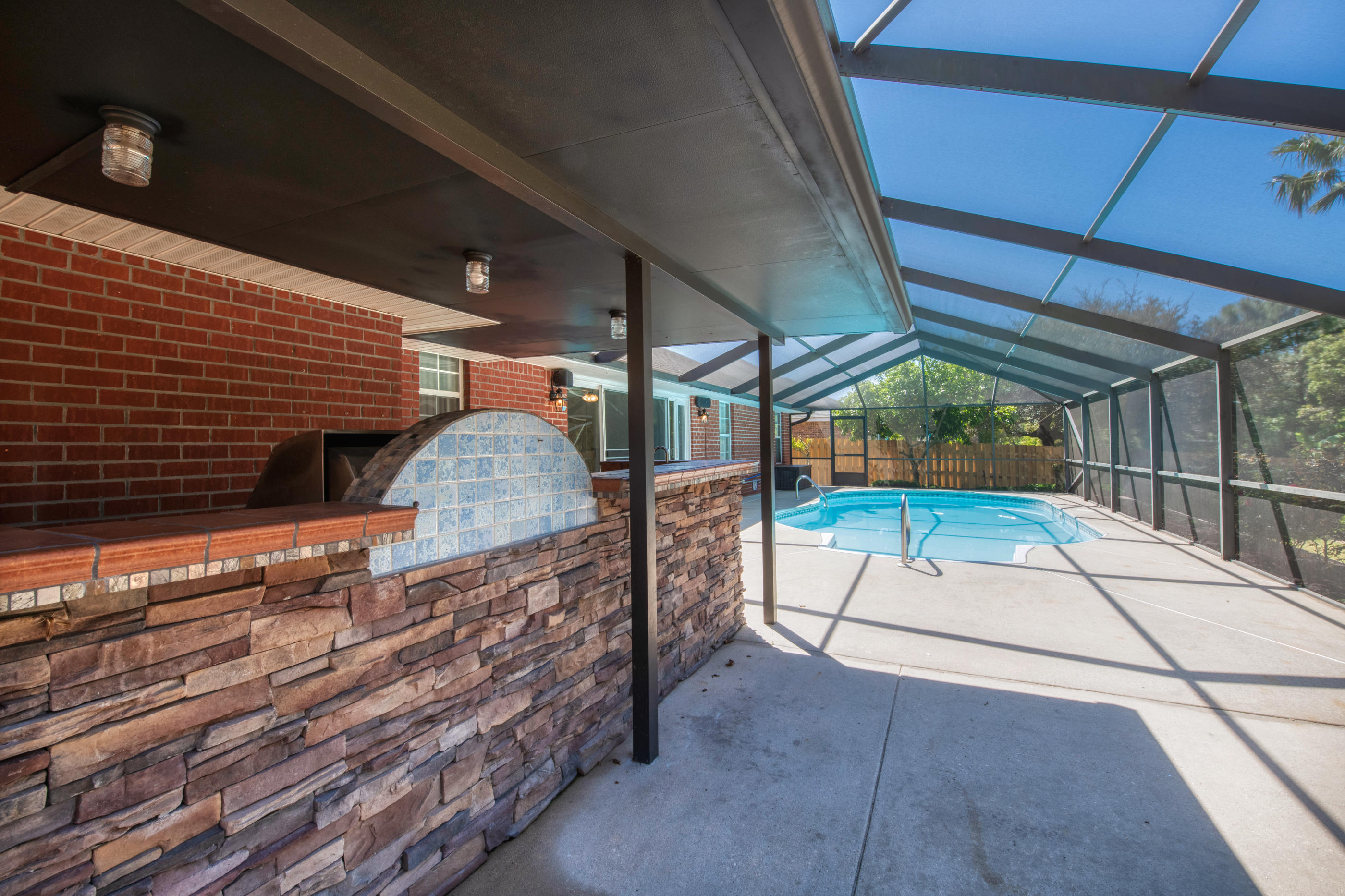 WOODLAWN HEIGHTS - Residential