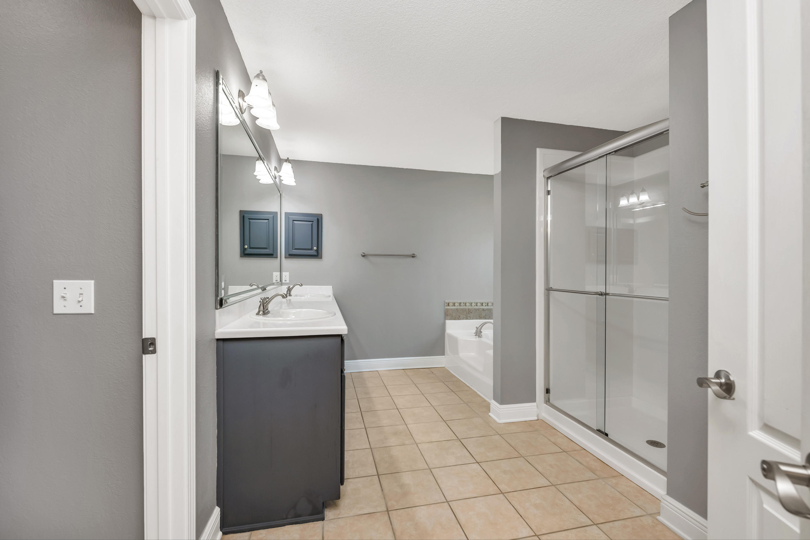 WOODLAWN HEIGHTS - Residential