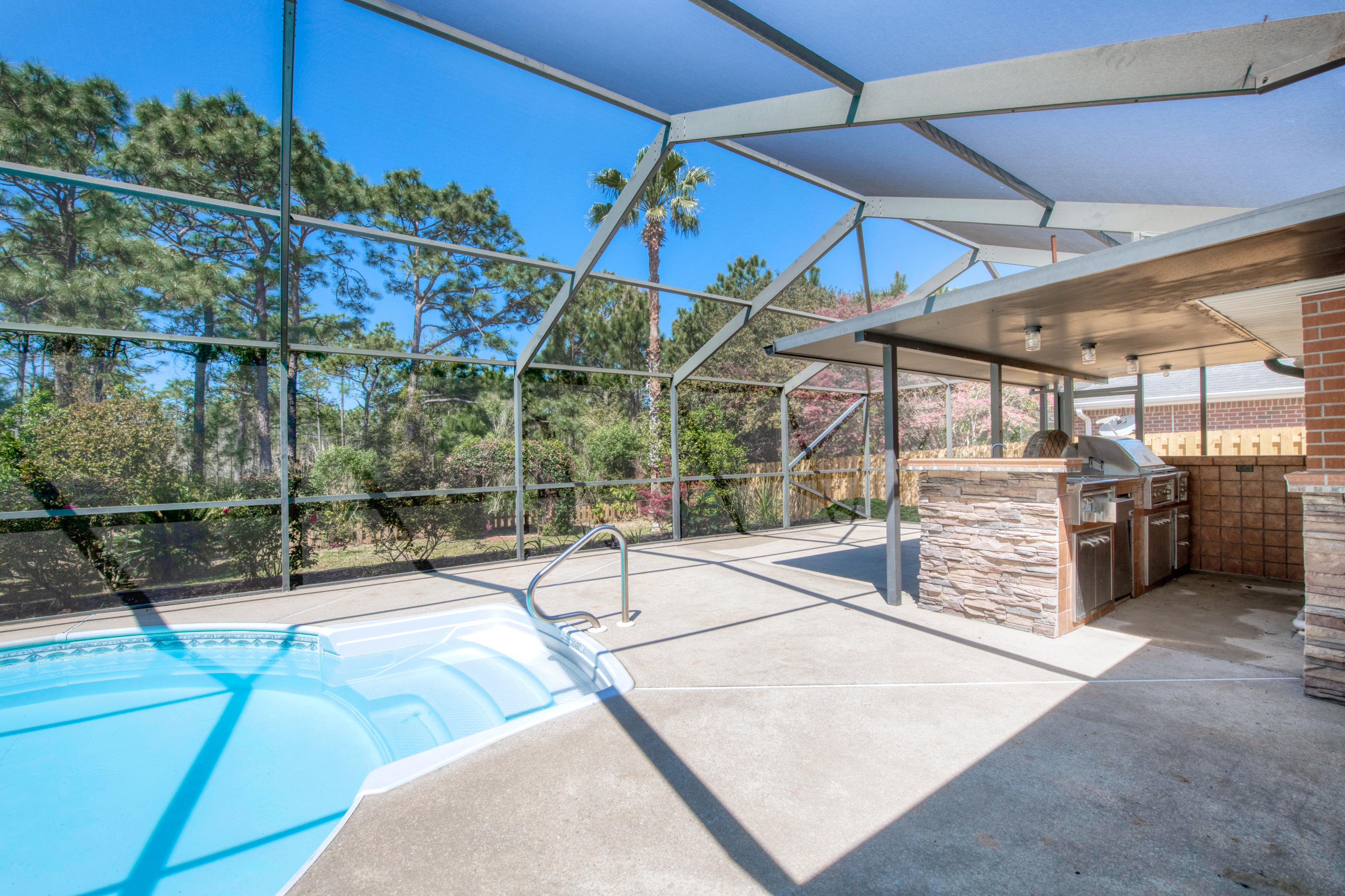 WOODLAWN HEIGHTS - Residential