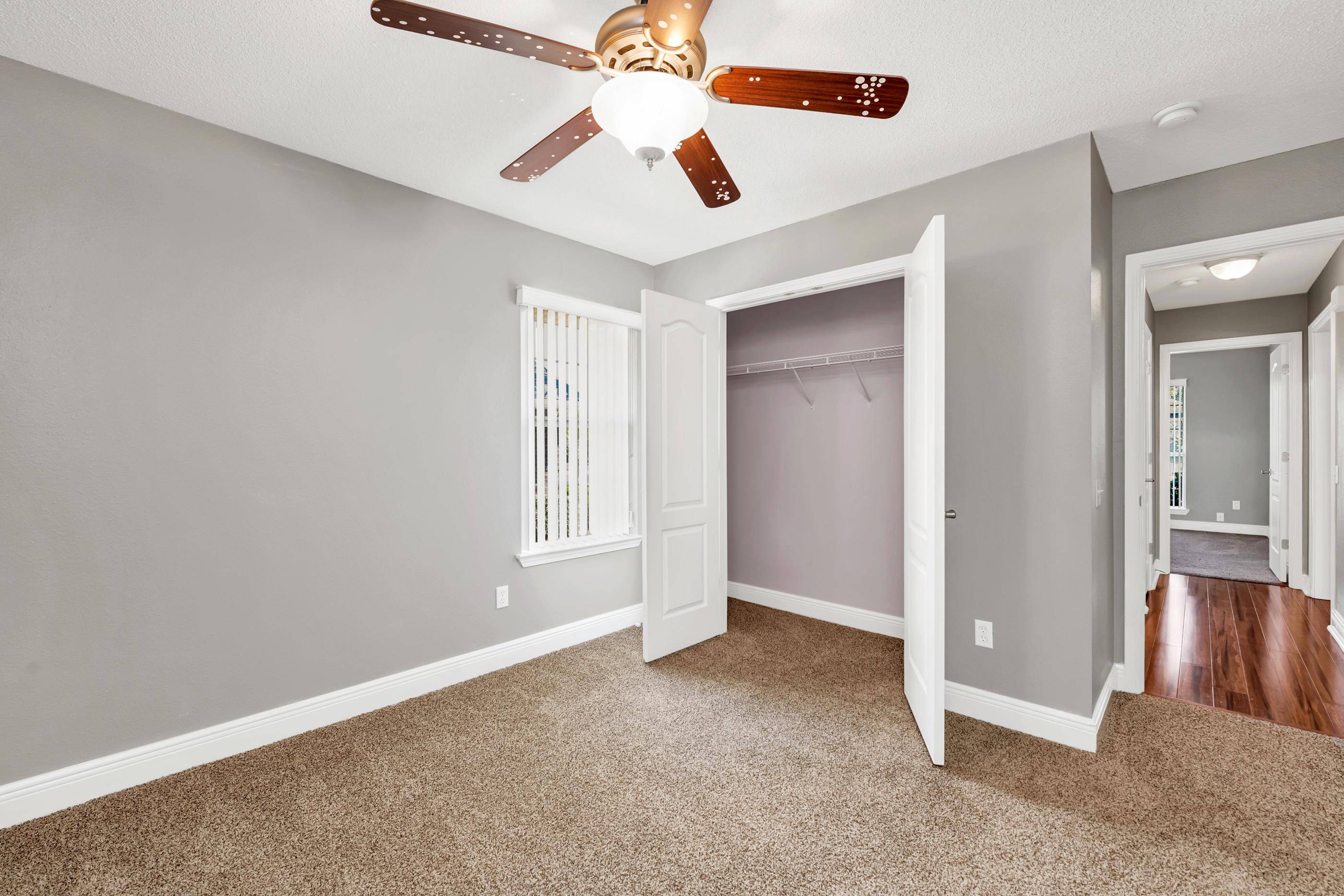 WOODLAWN HEIGHTS - Residential