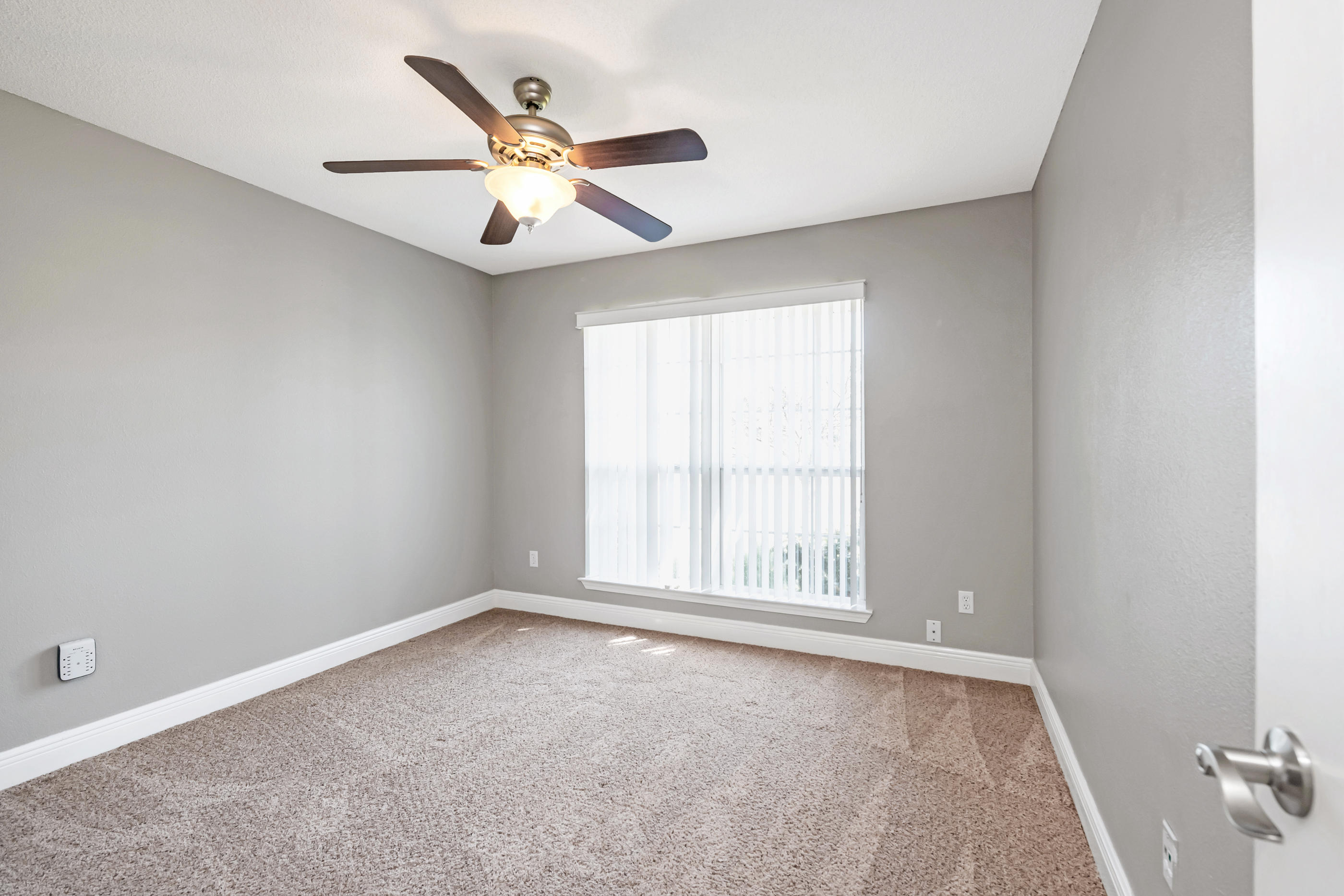 WOODLAWN HEIGHTS - Residential