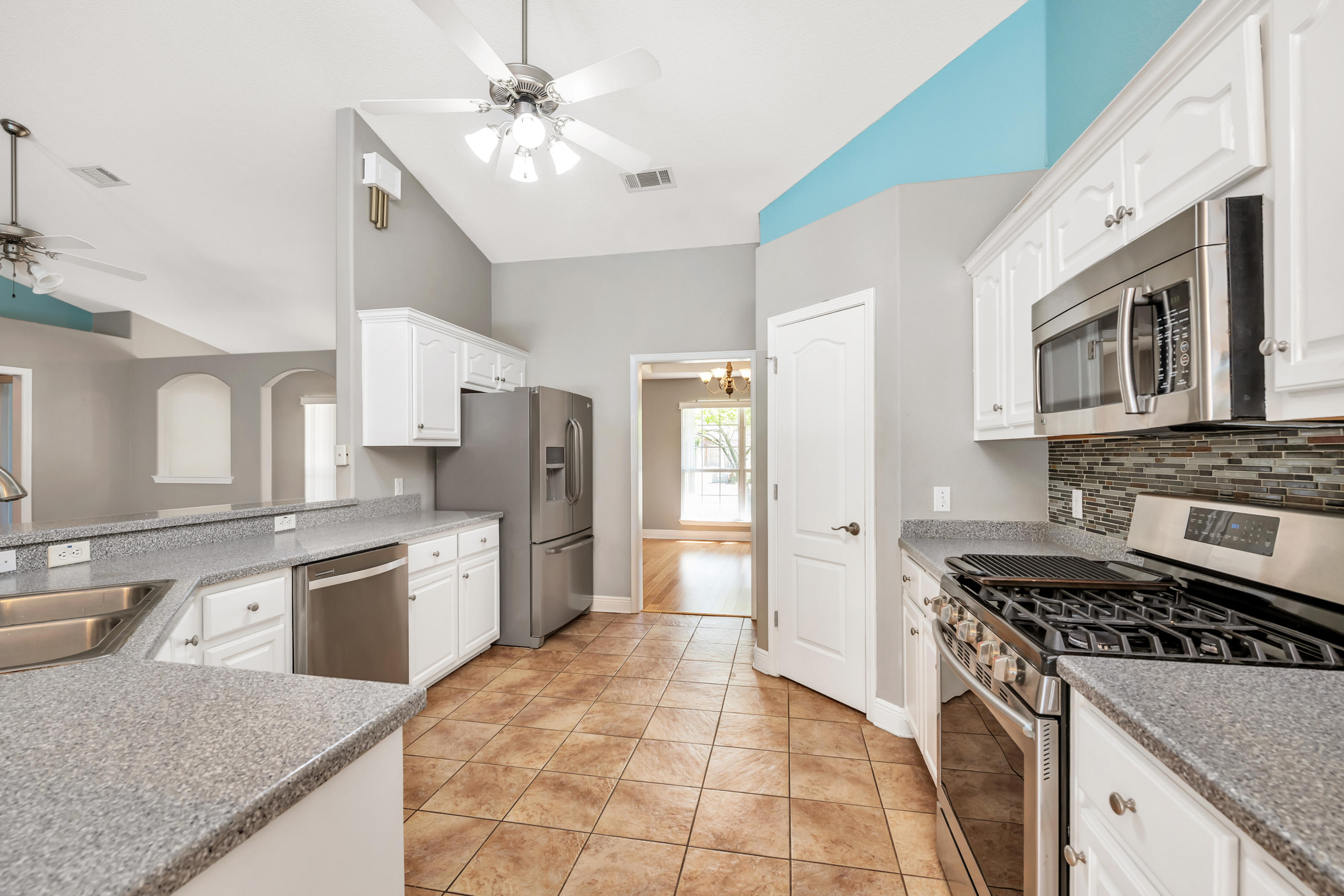 WOODLAWN HEIGHTS - Residential