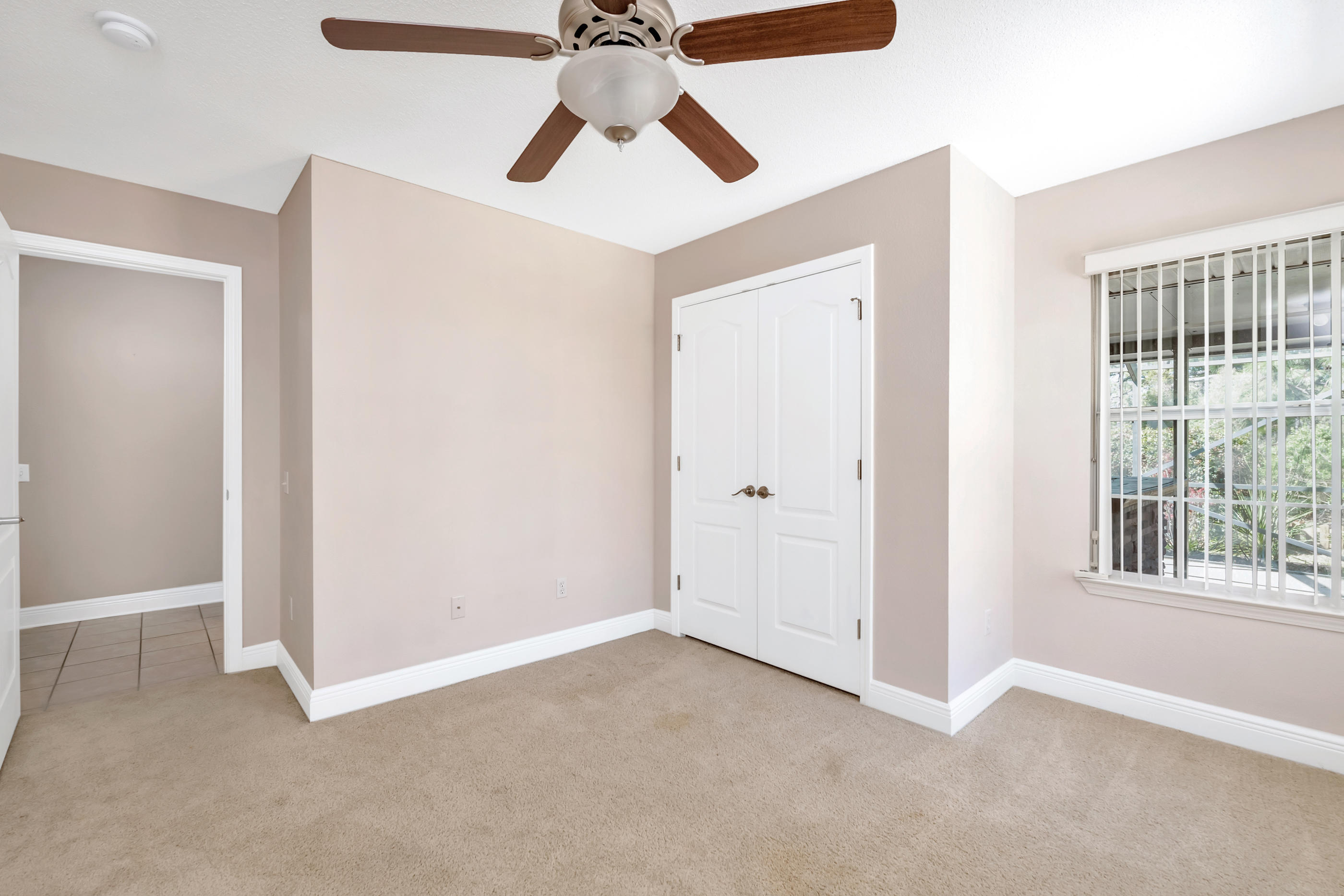 WOODLAWN HEIGHTS - Residential