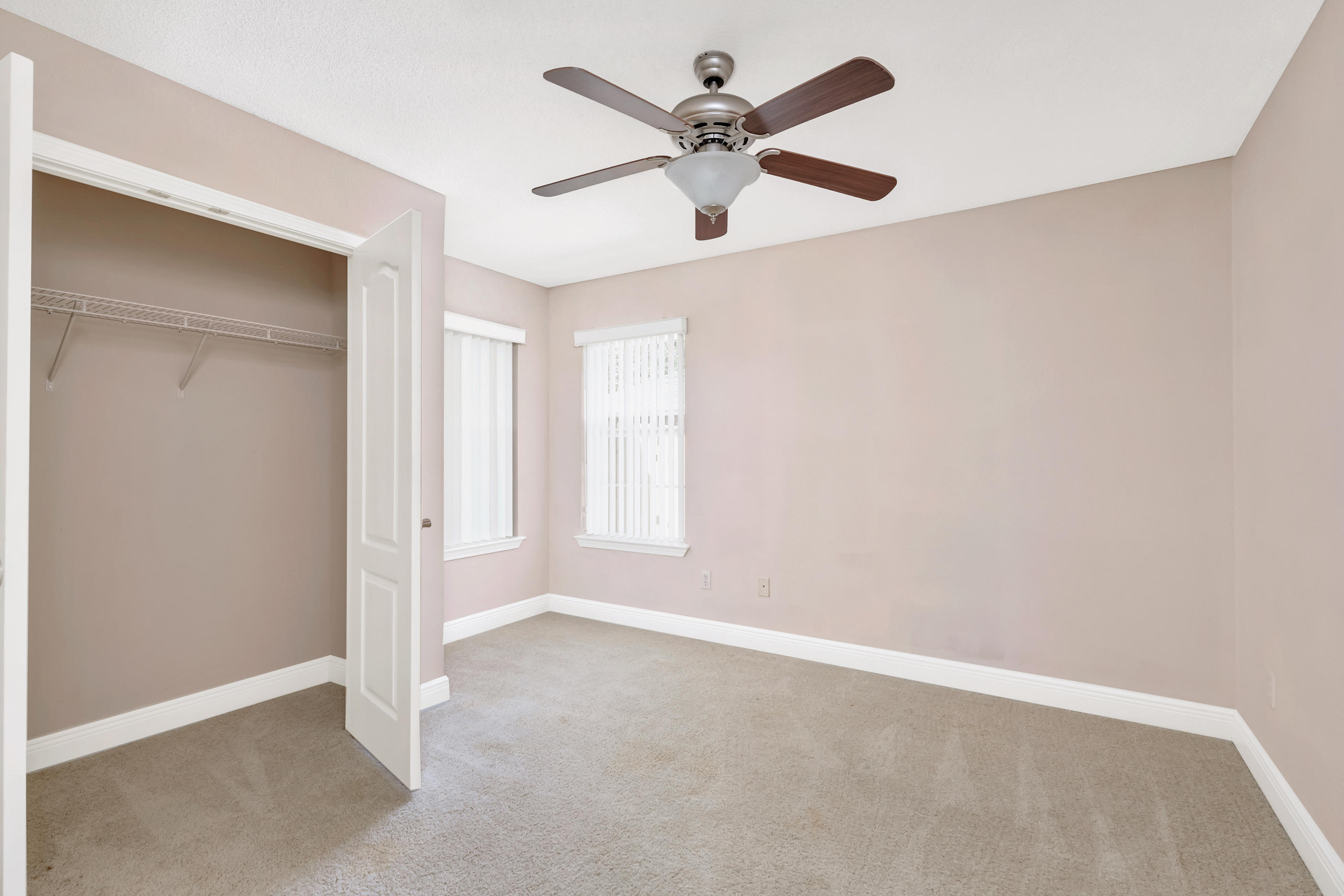 WOODLAWN HEIGHTS - Residential