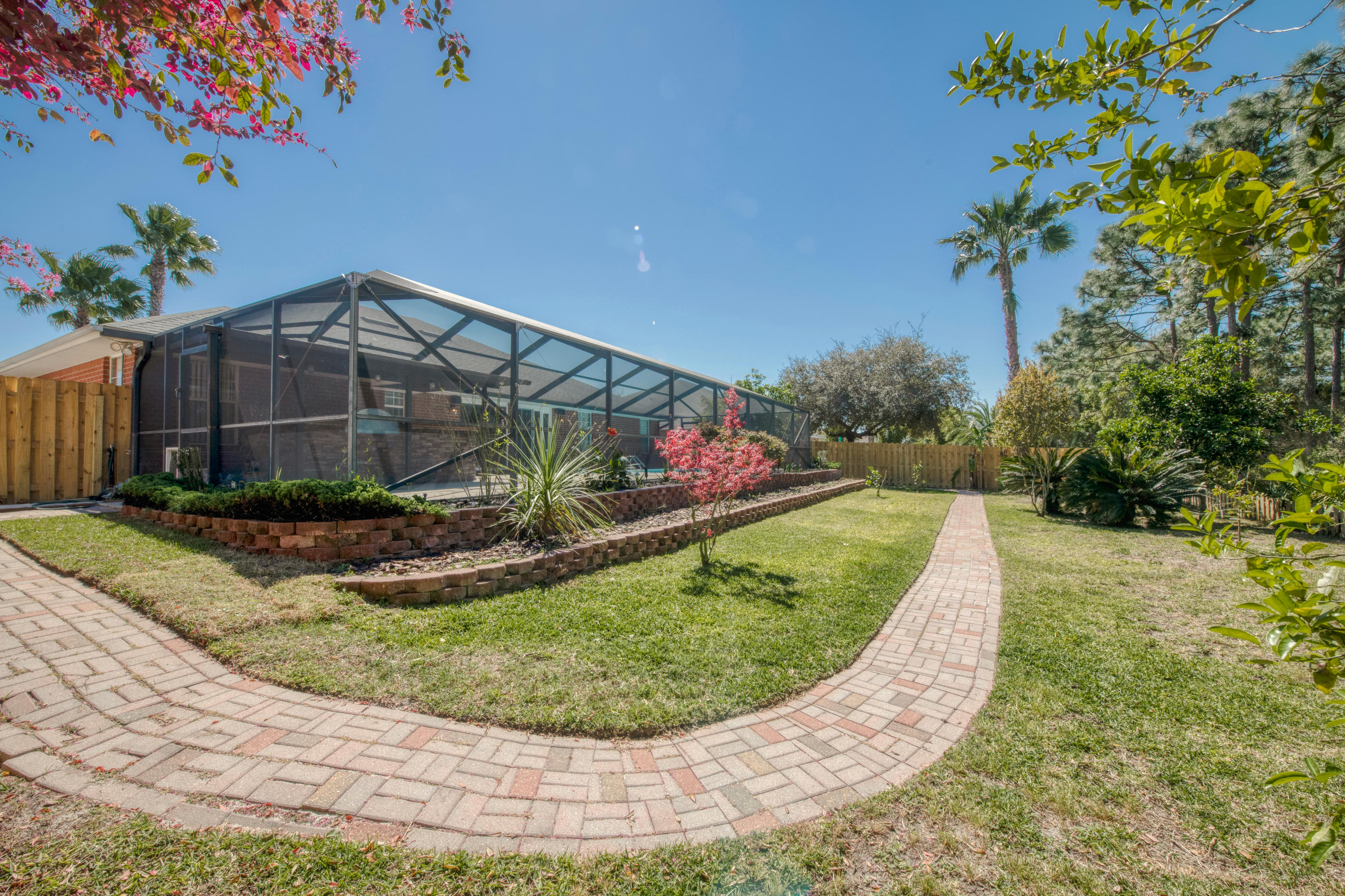 WOODLAWN HEIGHTS - Residential