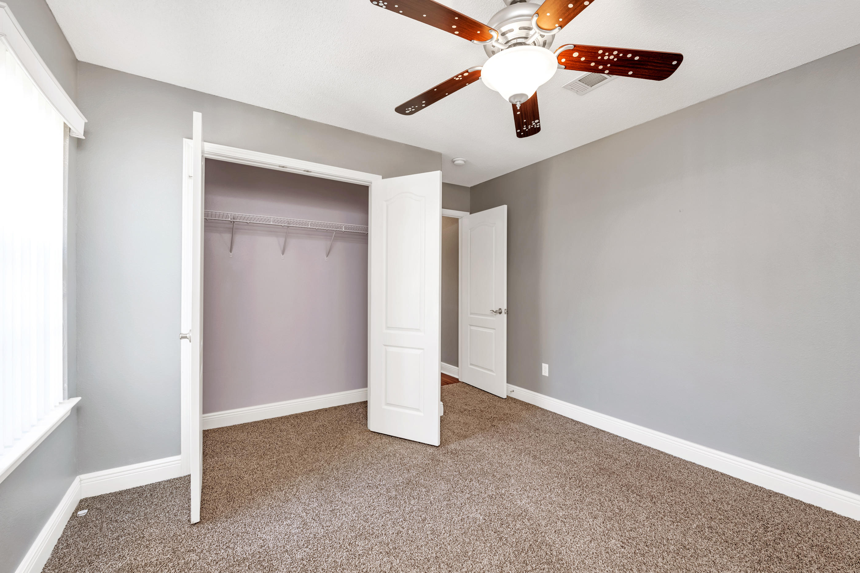 WOODLAWN HEIGHTS - Residential