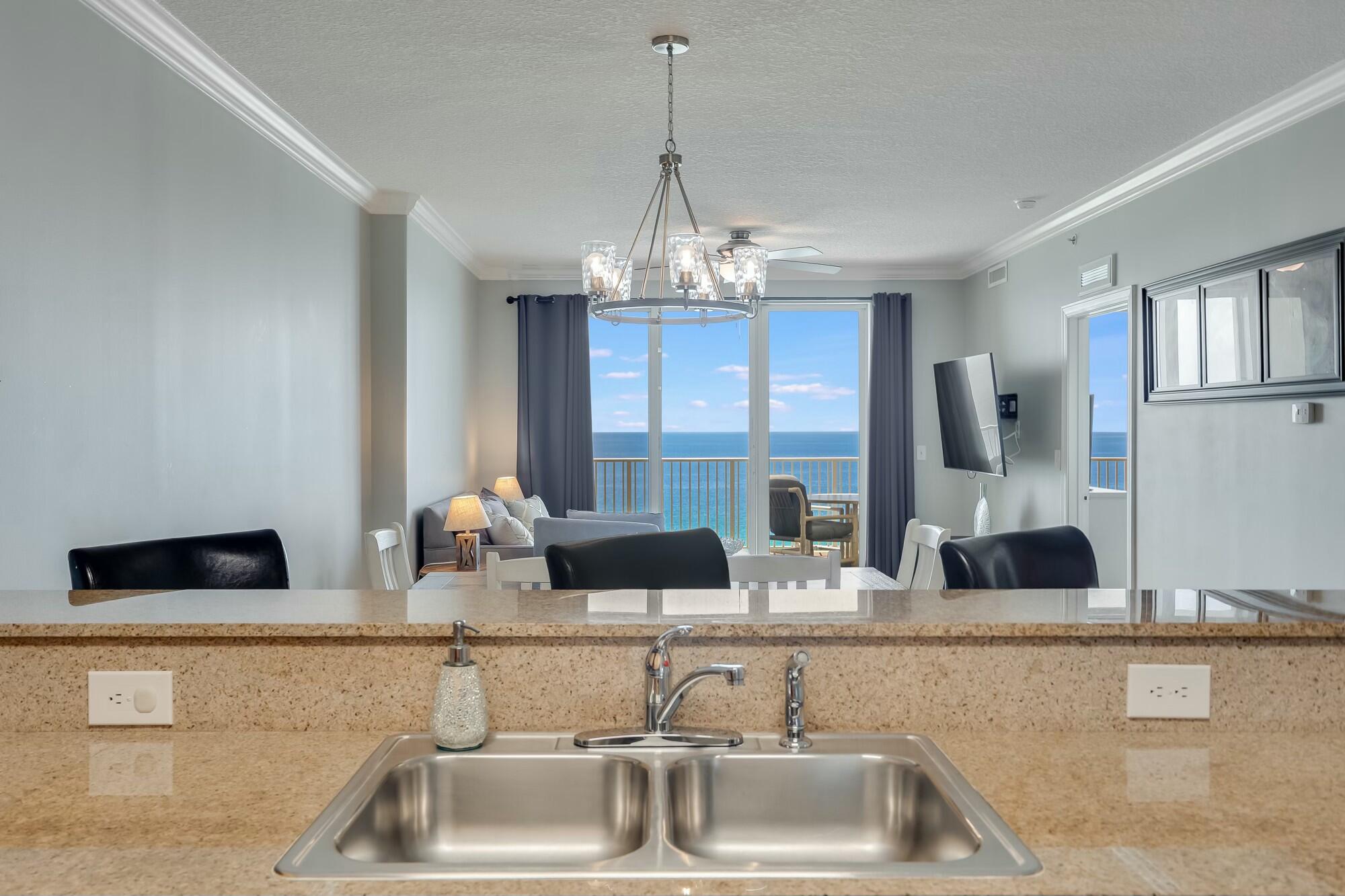 TROPIC WINDS - Residential