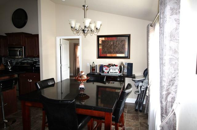 ALICIA PLACE - Residential