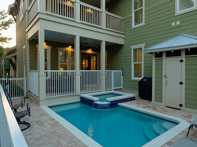 WATER'S EDGE - Residential