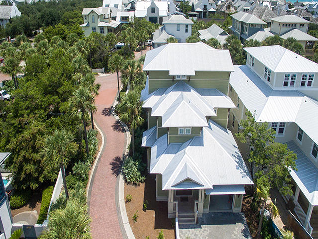 WATER'S EDGE - Residential