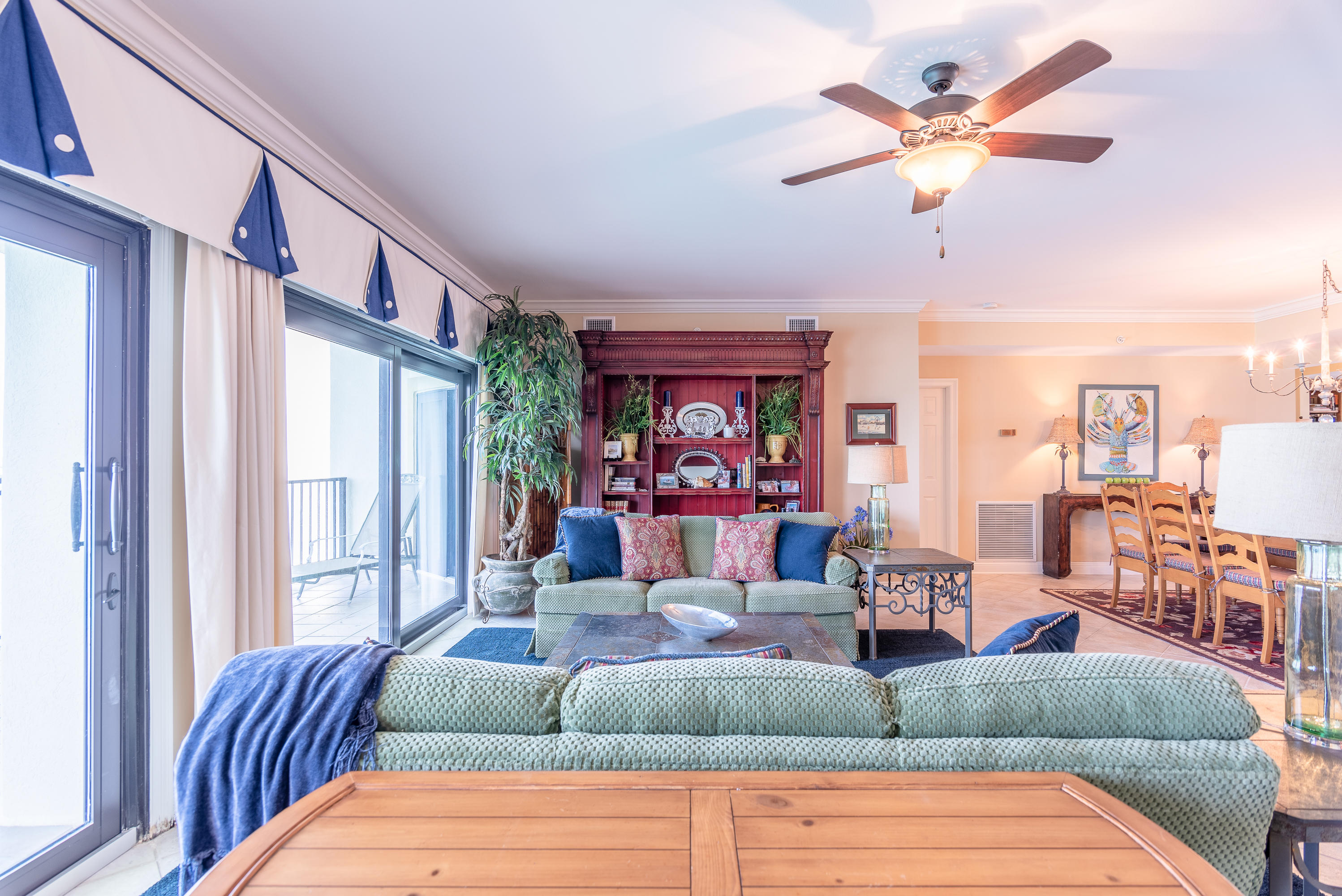 WATERVIEW TOWERS YACHT CLUB - Residential