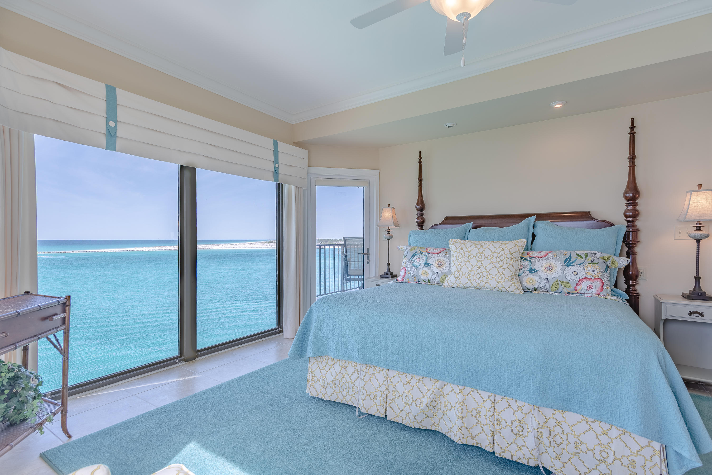 WATERVIEW TOWERS YACHT CLUB - Residential