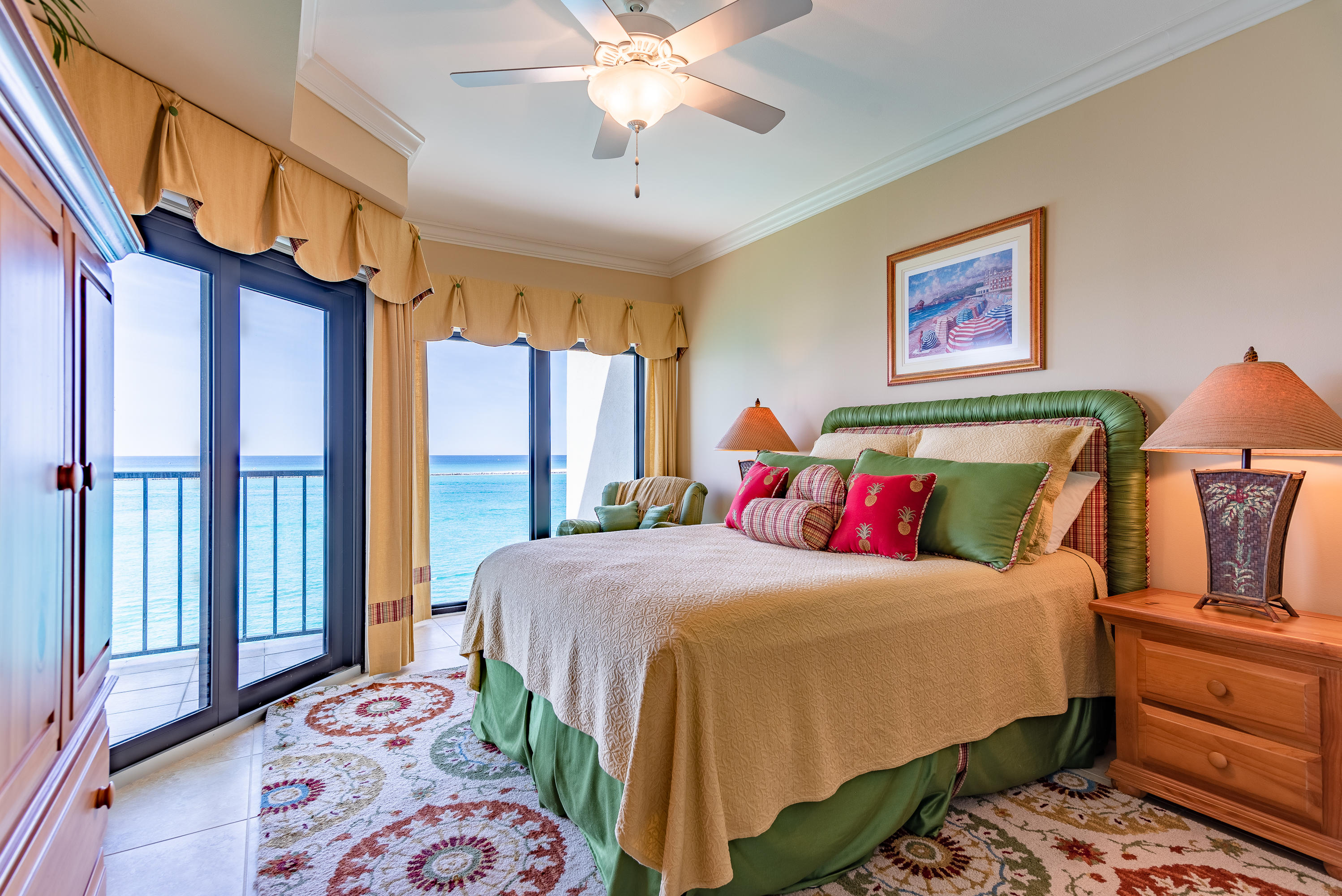 WATERVIEW TOWERS YACHT CLUB - Residential