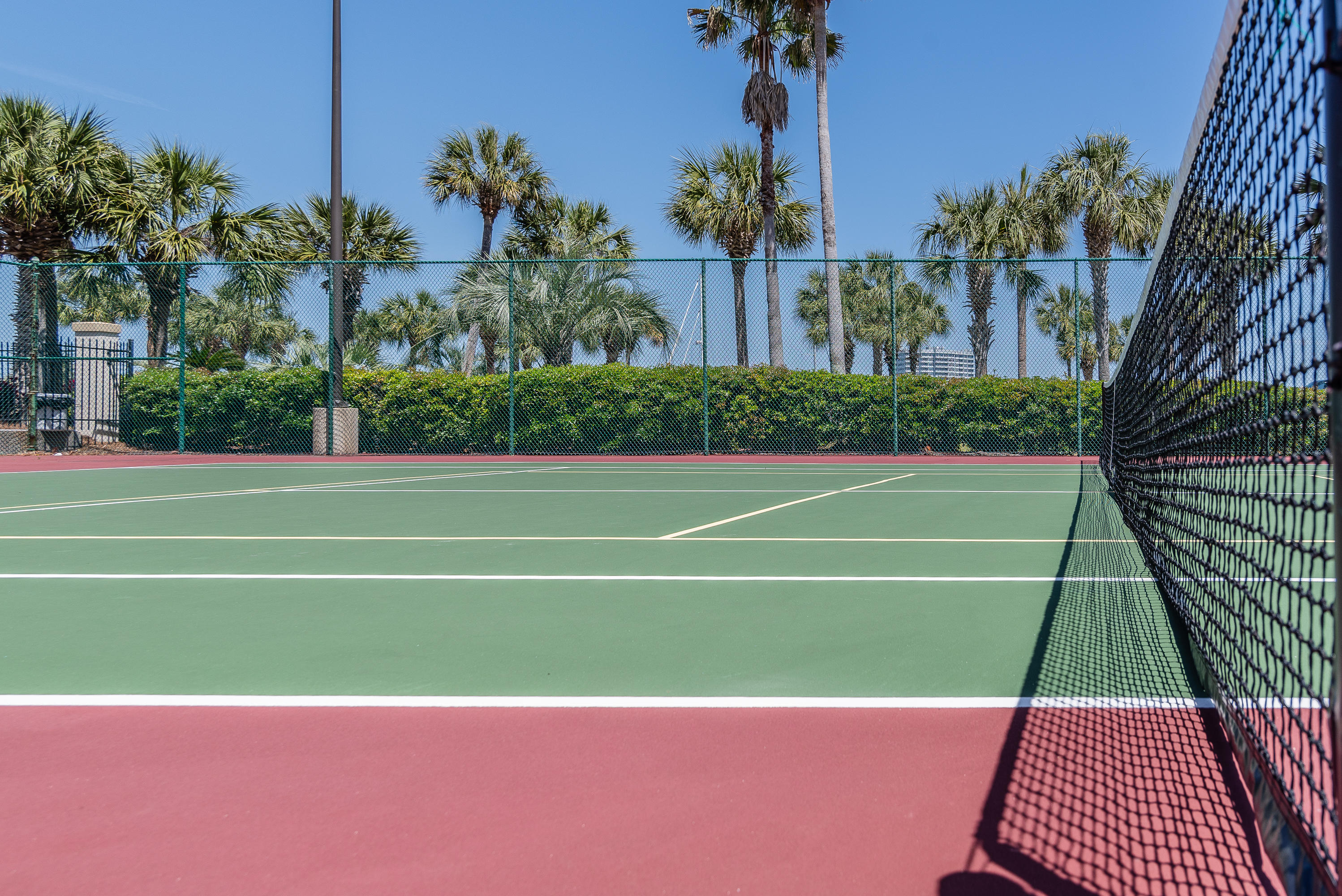 WATERVIEW TOWERS YACHT CLUB - Residential