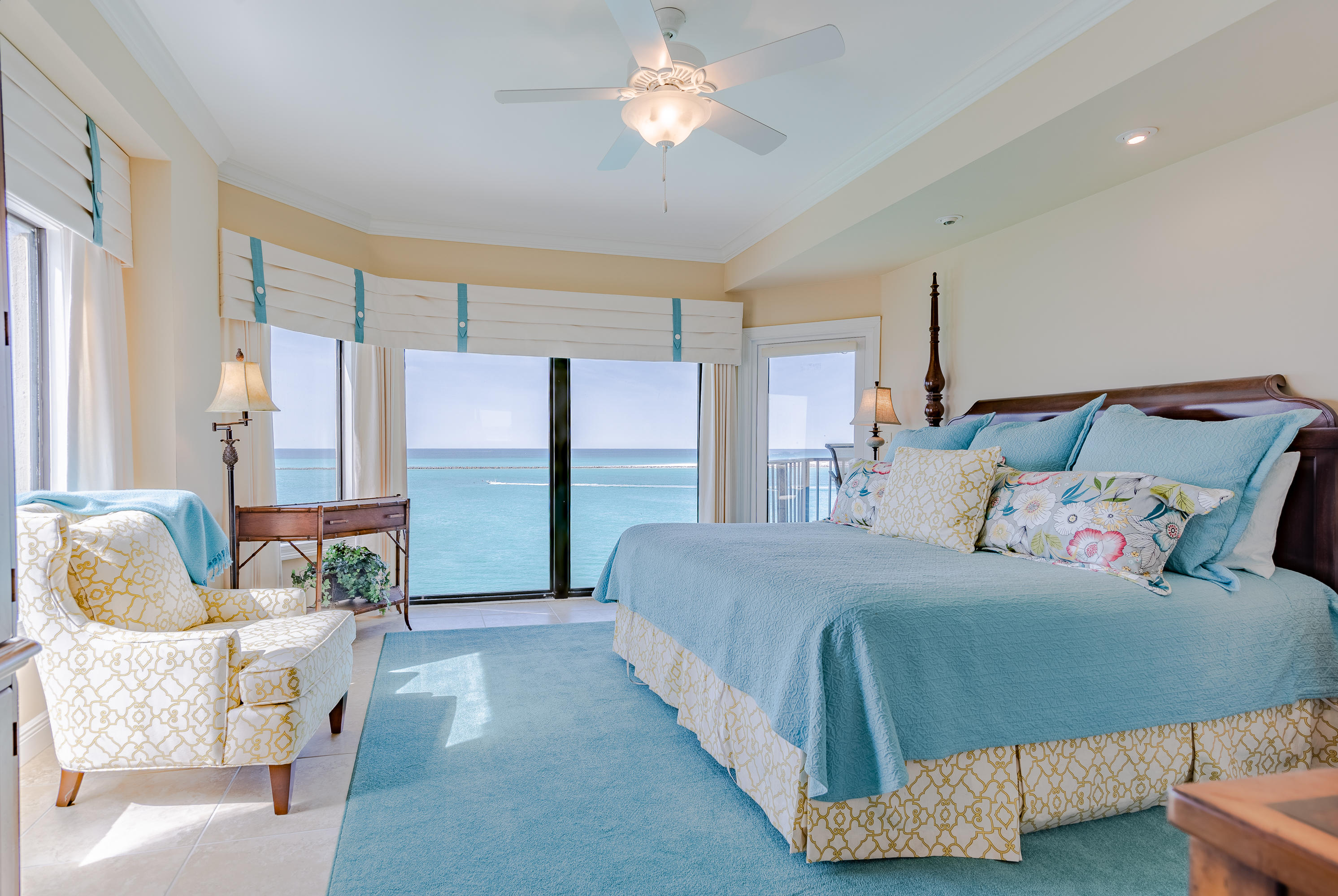 WATERVIEW TOWERS YACHT CLUB - Residential