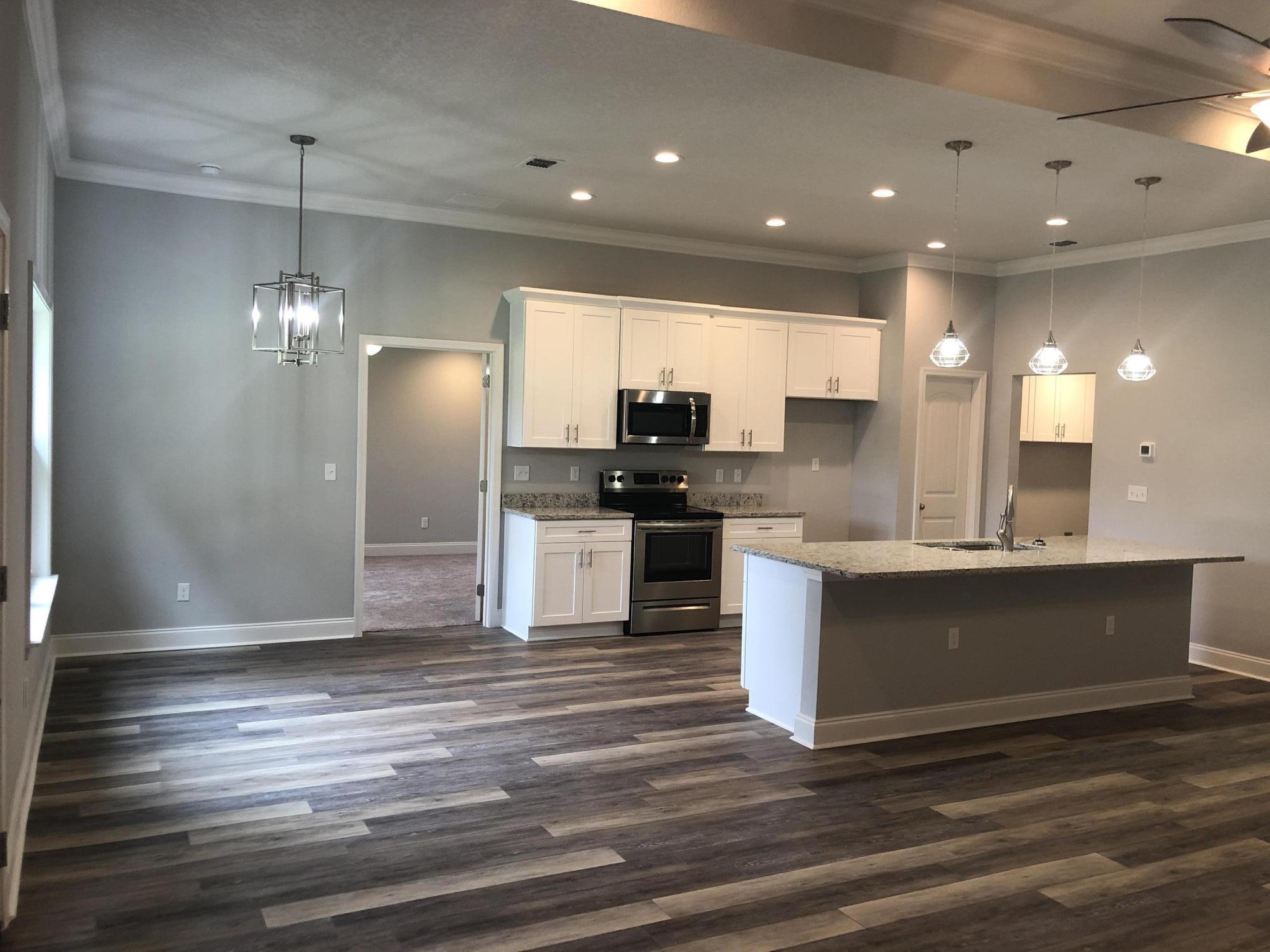 HOLLEY BY THE SEA - Residential