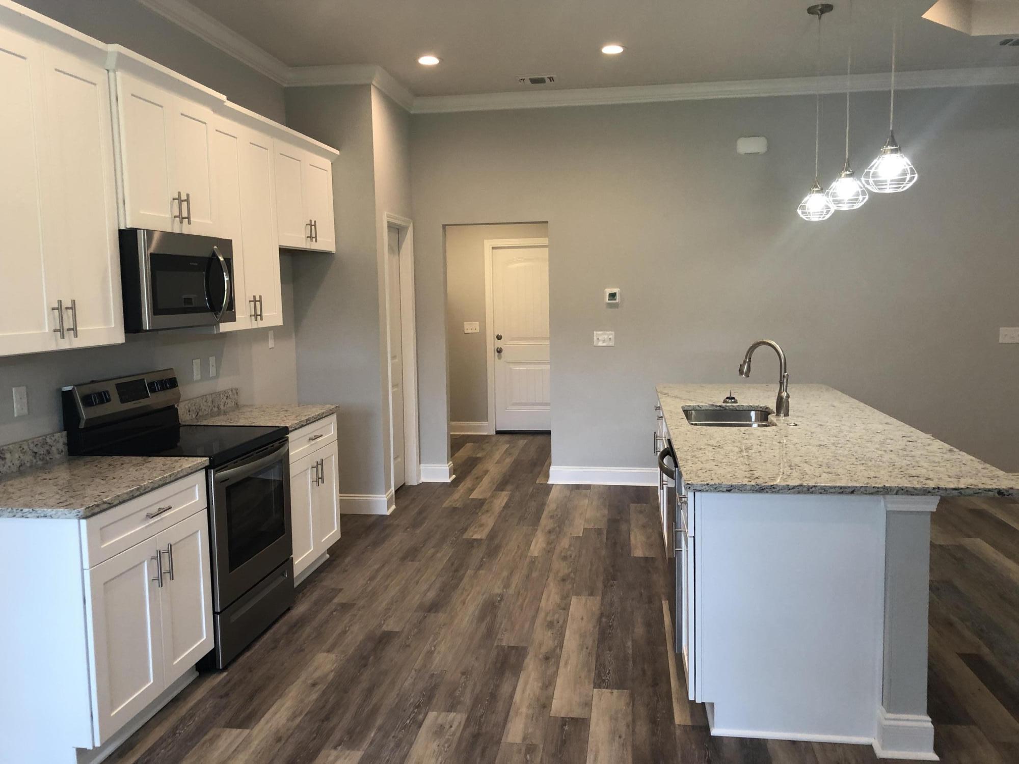 HOLLEY BY THE SEA - Residential