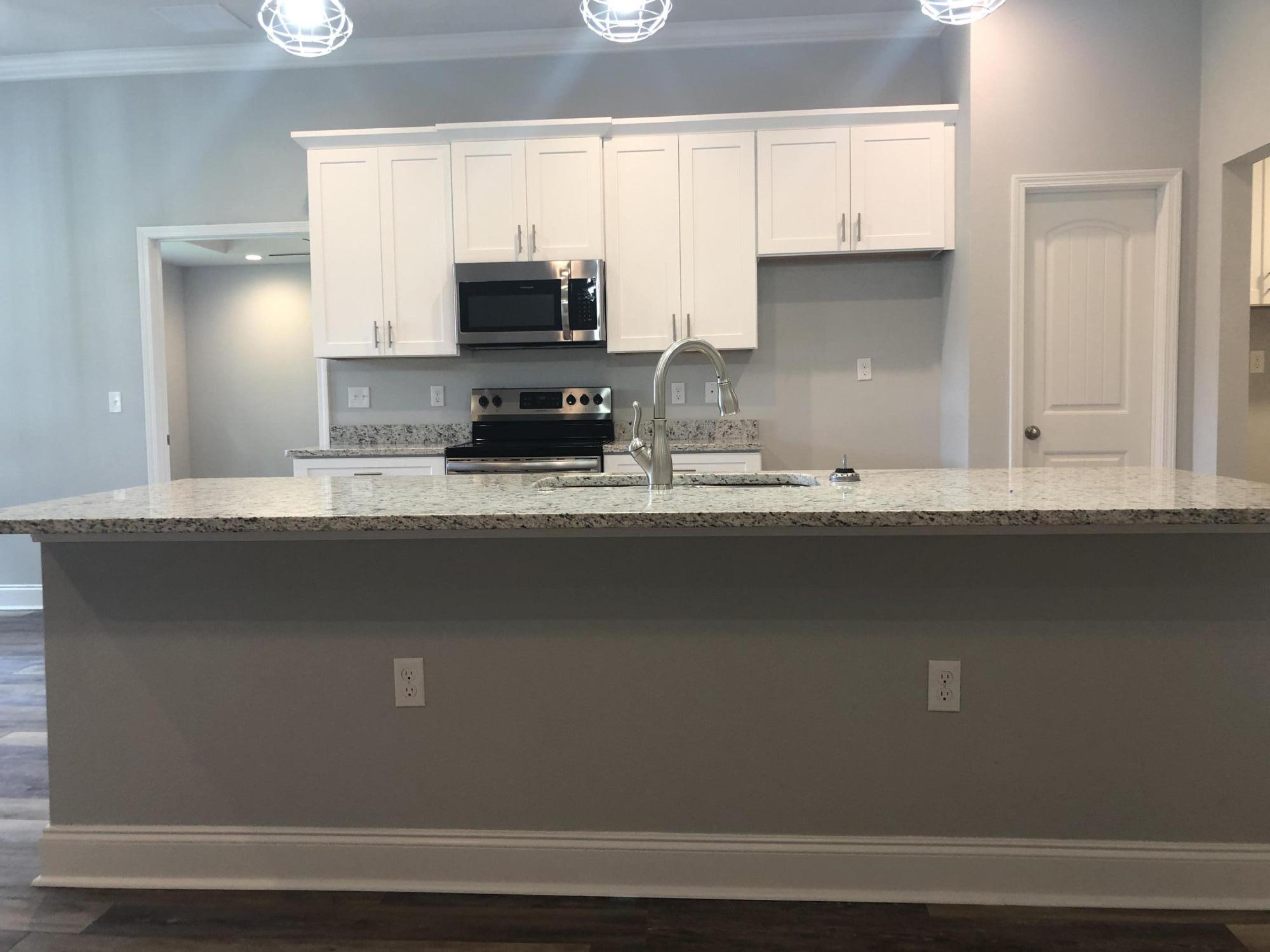 HOLLEY BY THE SEA - Residential