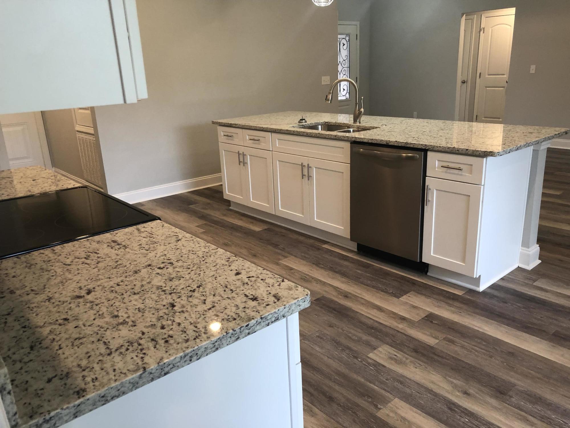 HOLLEY BY THE SEA - Residential