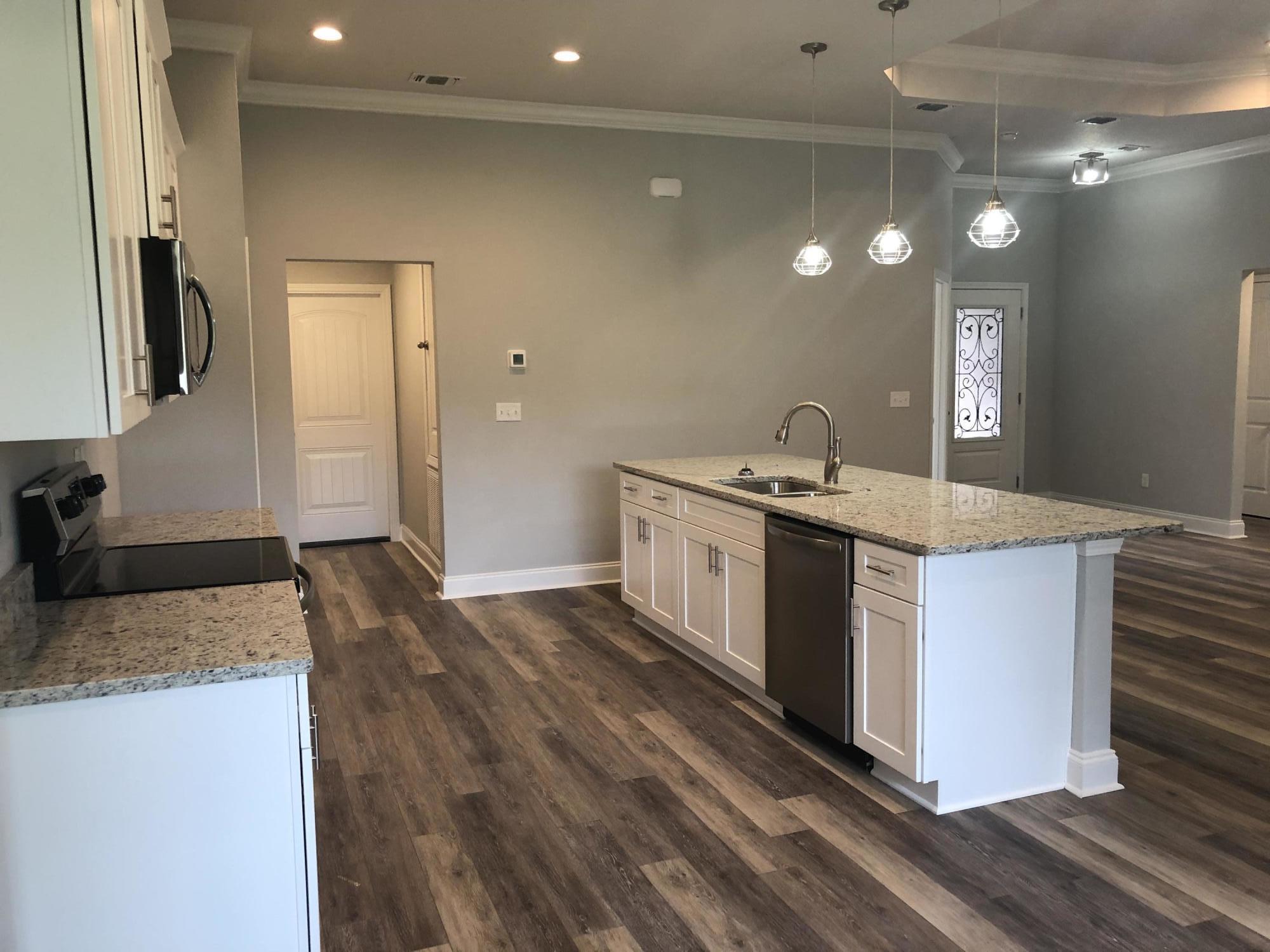 HOLLEY BY THE SEA - Residential