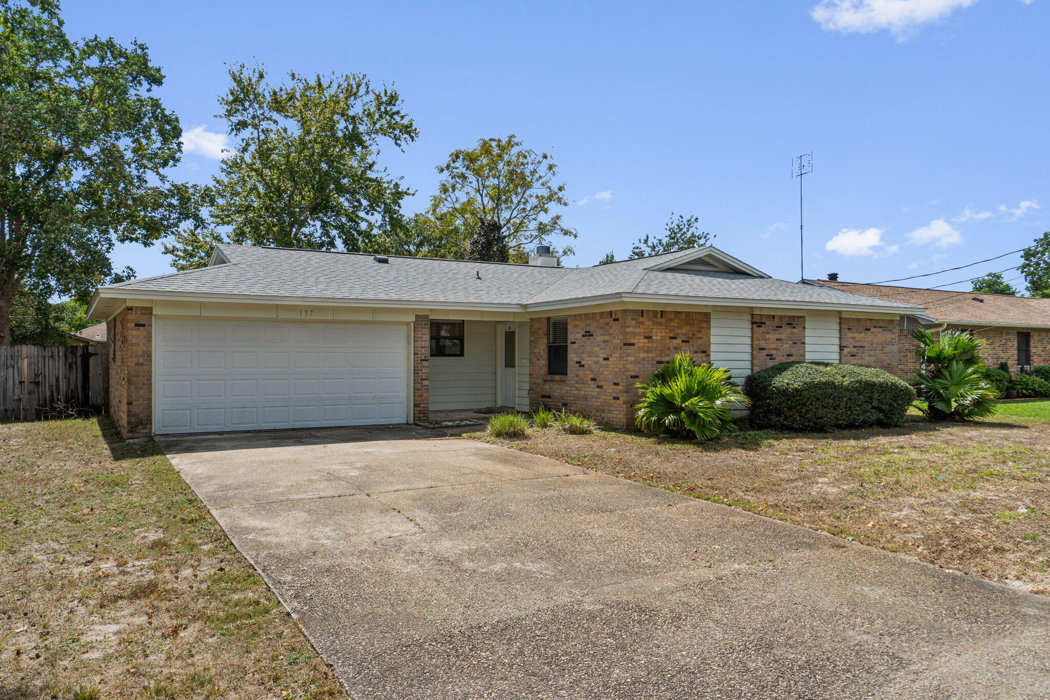 CIMARRON ESTATES - Residential Lease