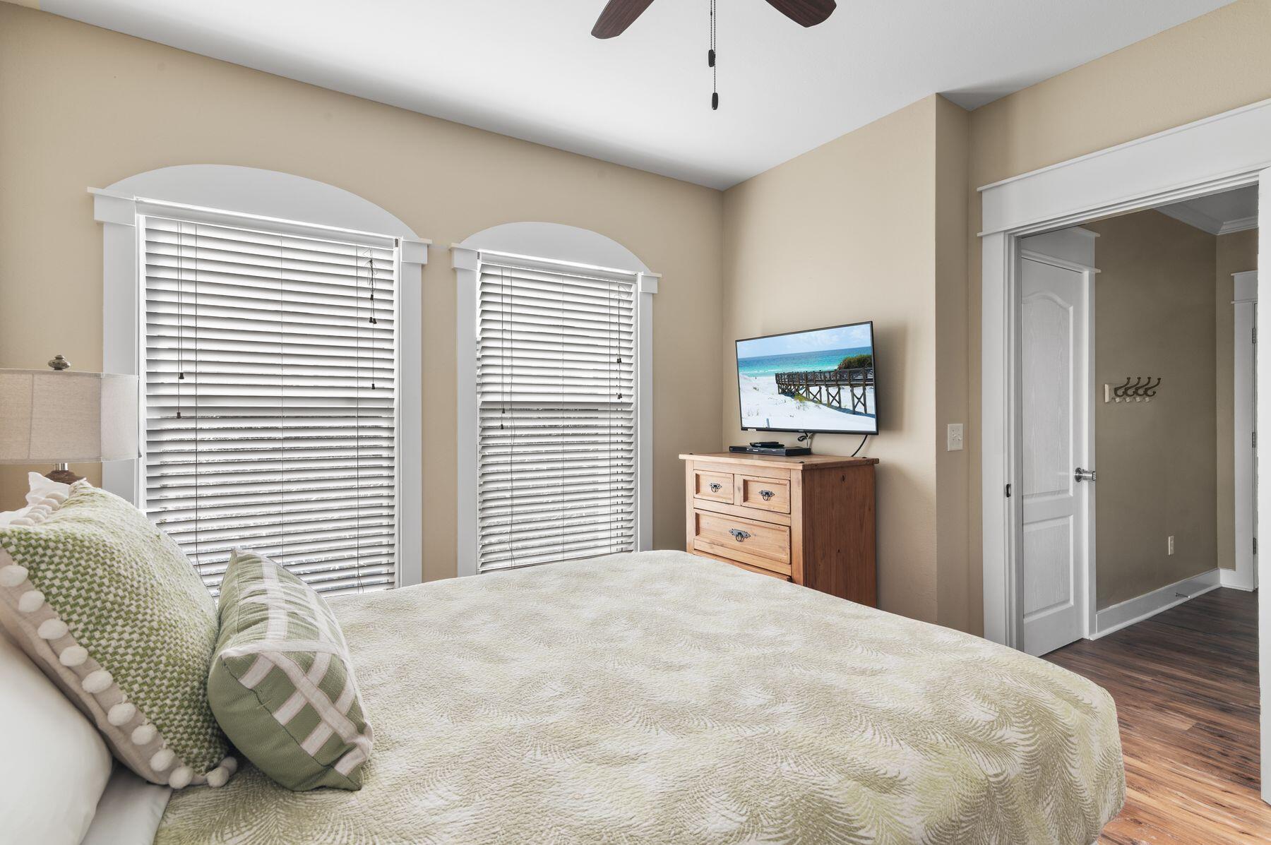 VILLAS AT SEACREST BEACH - Residential