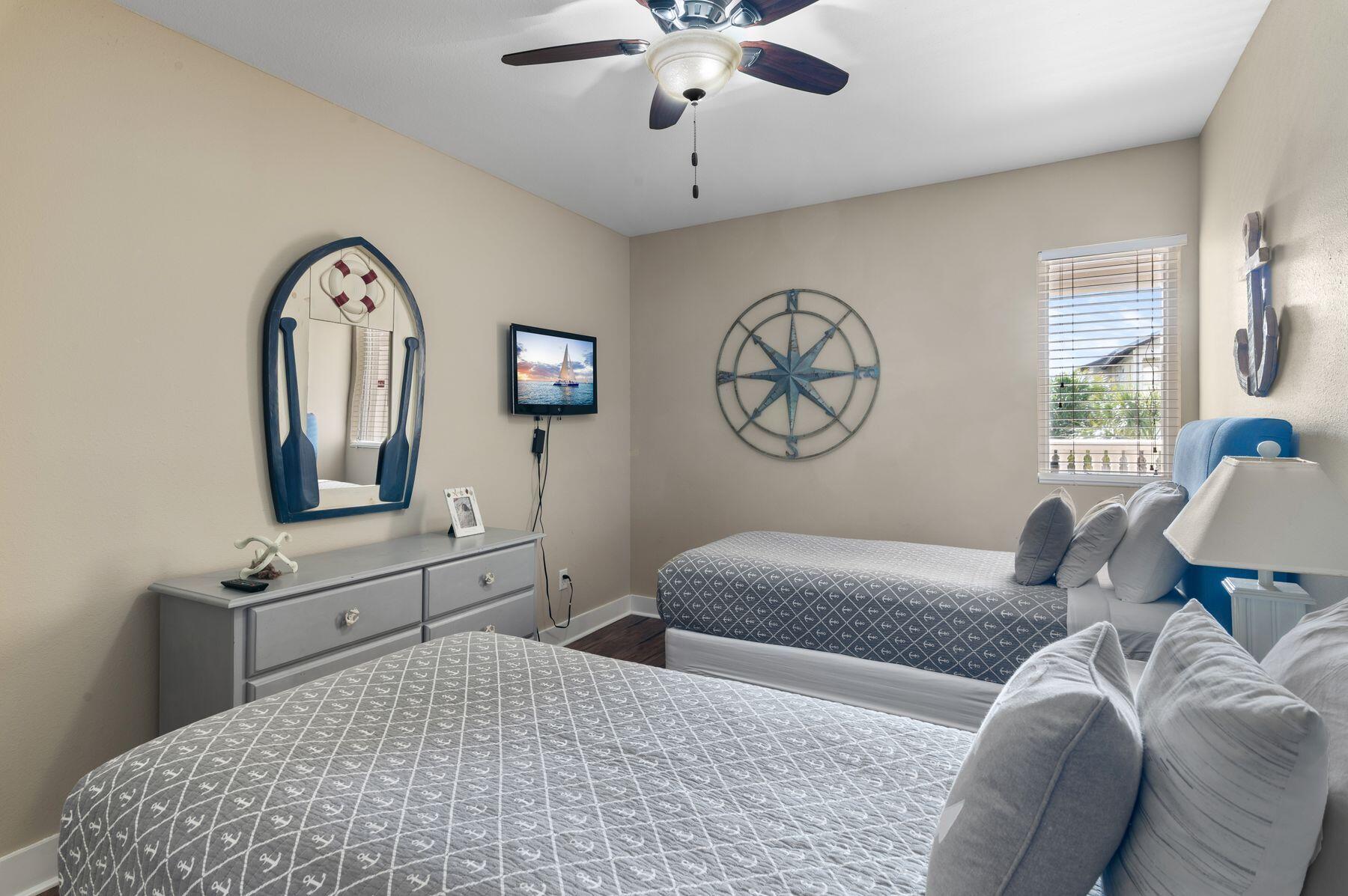 VILLAS AT SEACREST BEACH - Residential