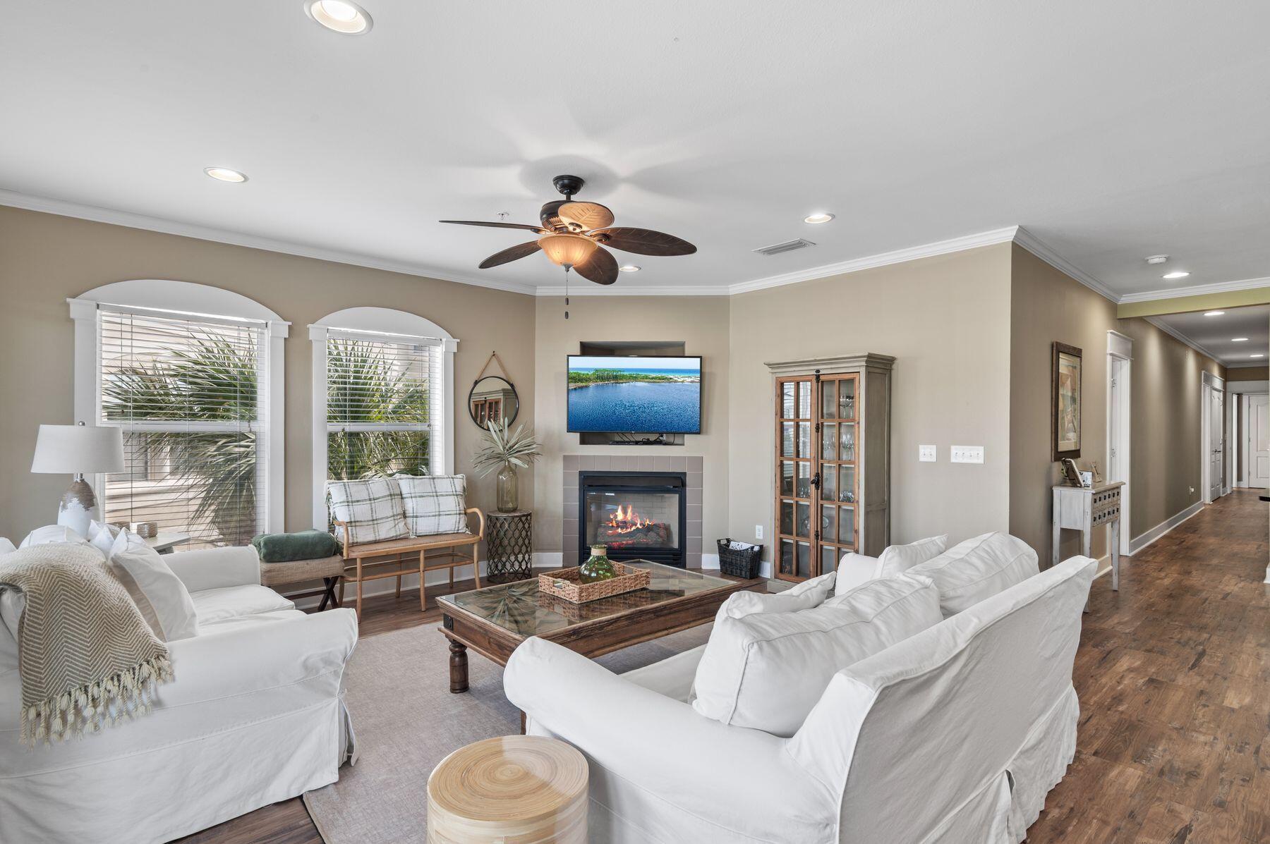VILLAS AT SEACREST BEACH - Residential