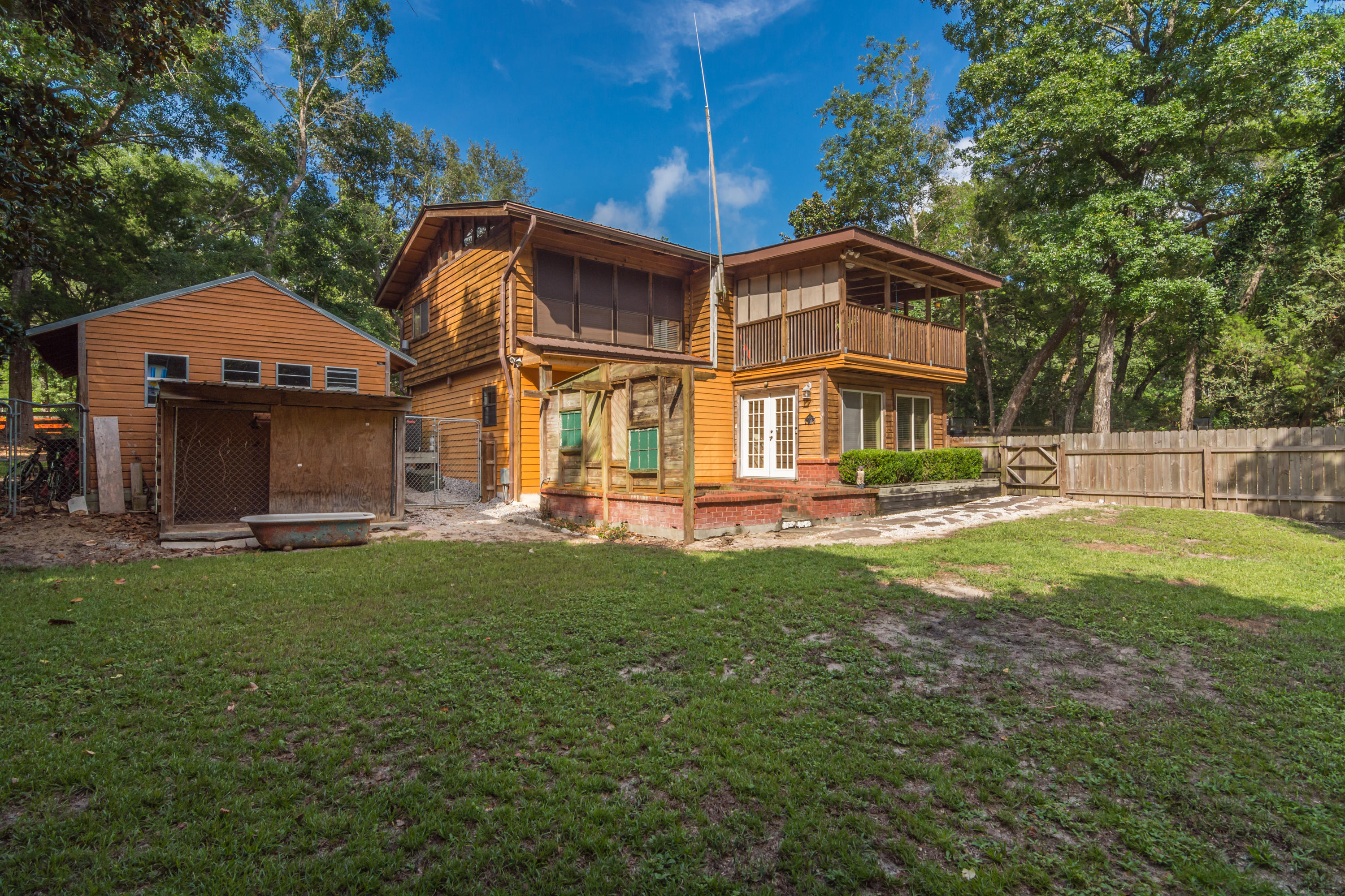 CHEROKEE - Residential