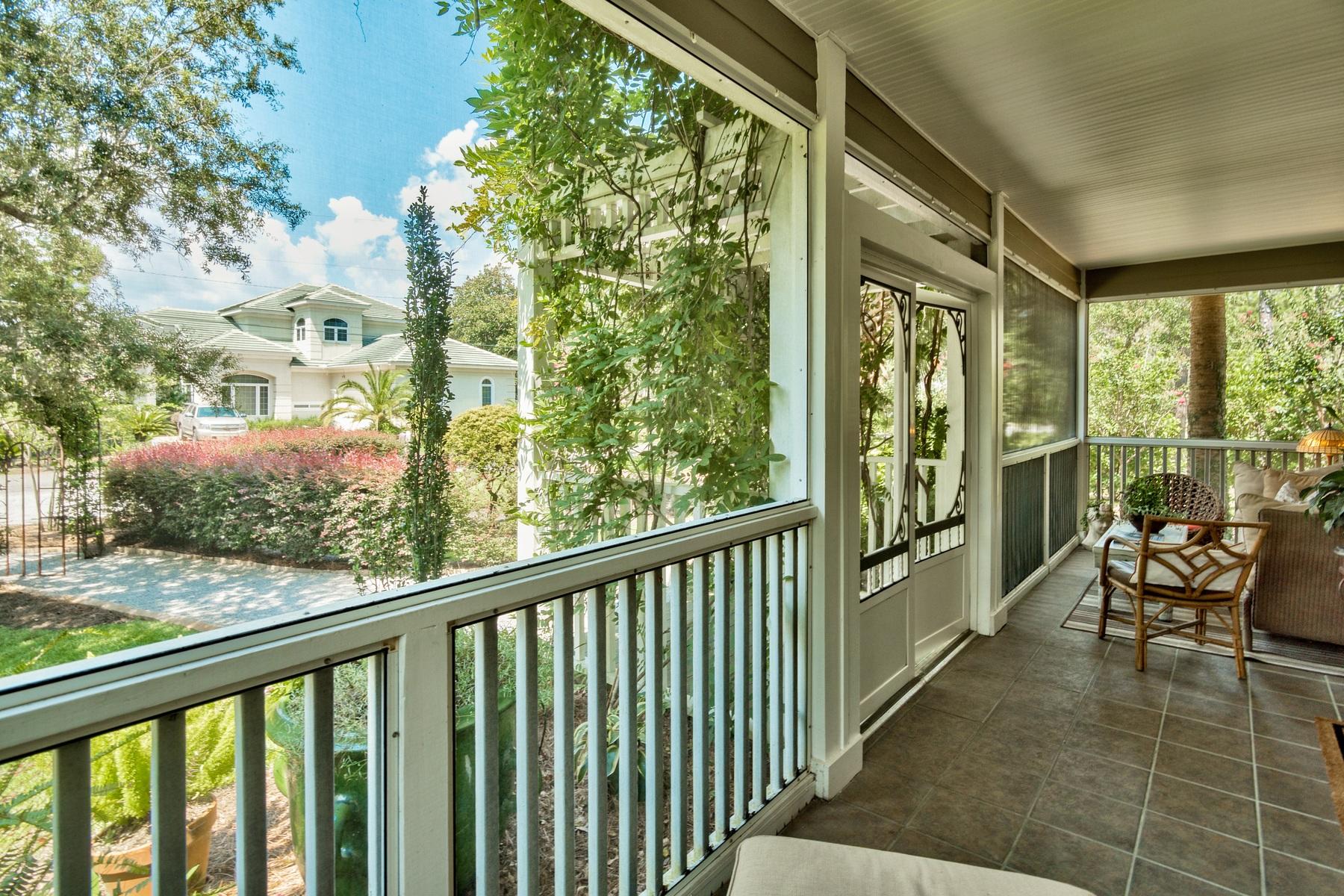 CREEKWATER BAY ESTATES UNREC - Residential