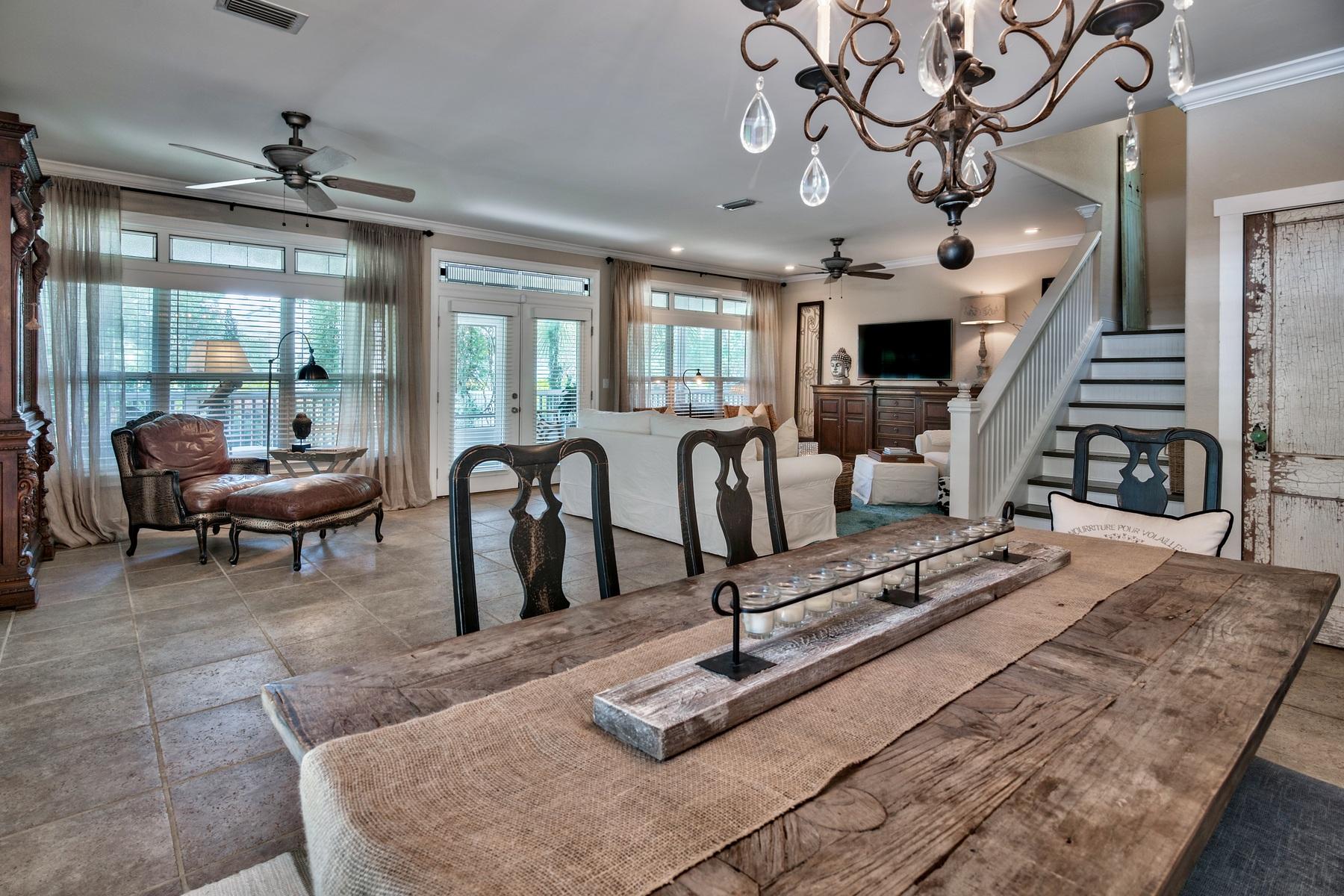 CREEKWATER BAY ESTATES UNREC - Residential