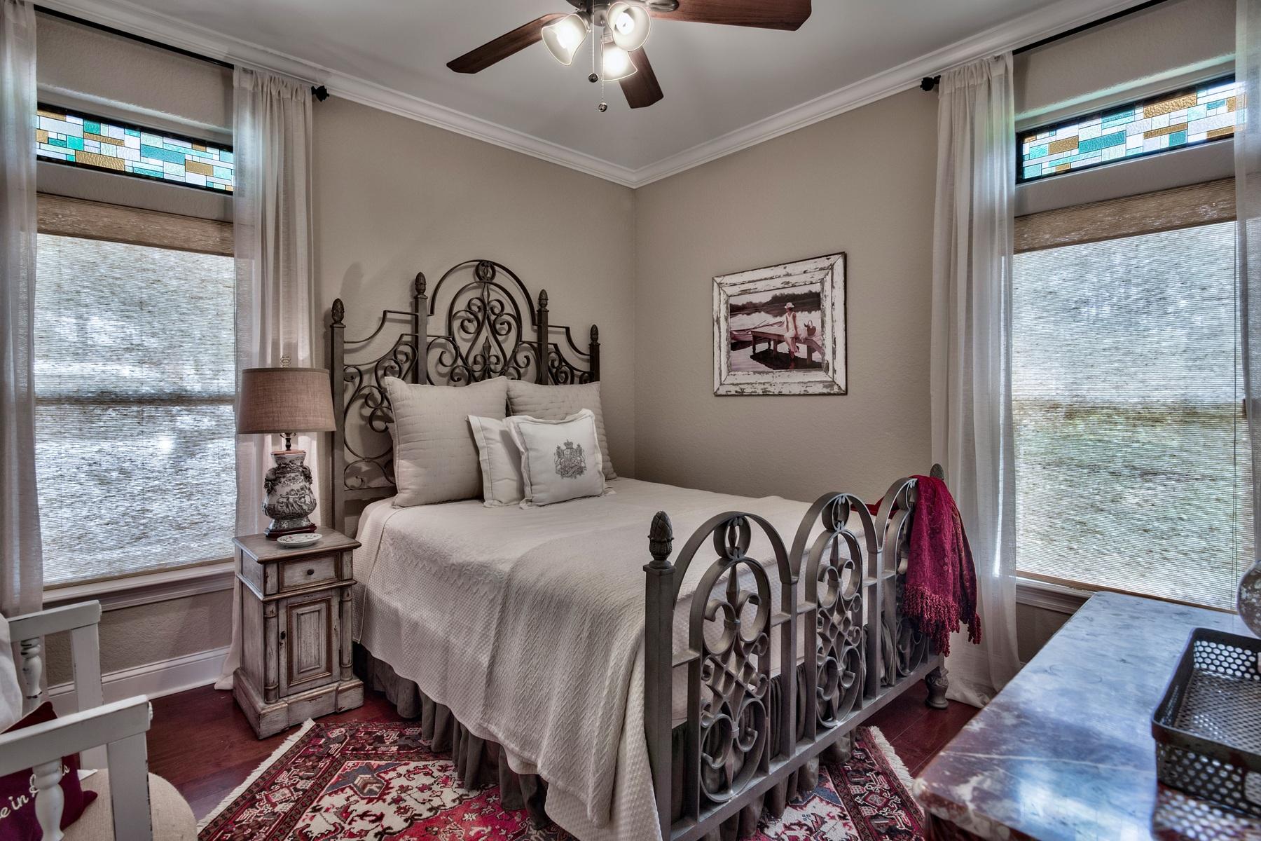 CREEKWATER BAY ESTATES UNREC - Residential