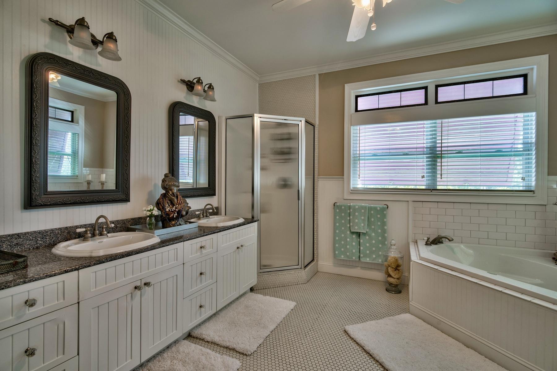 CREEKWATER BAY ESTATES UNREC - Residential