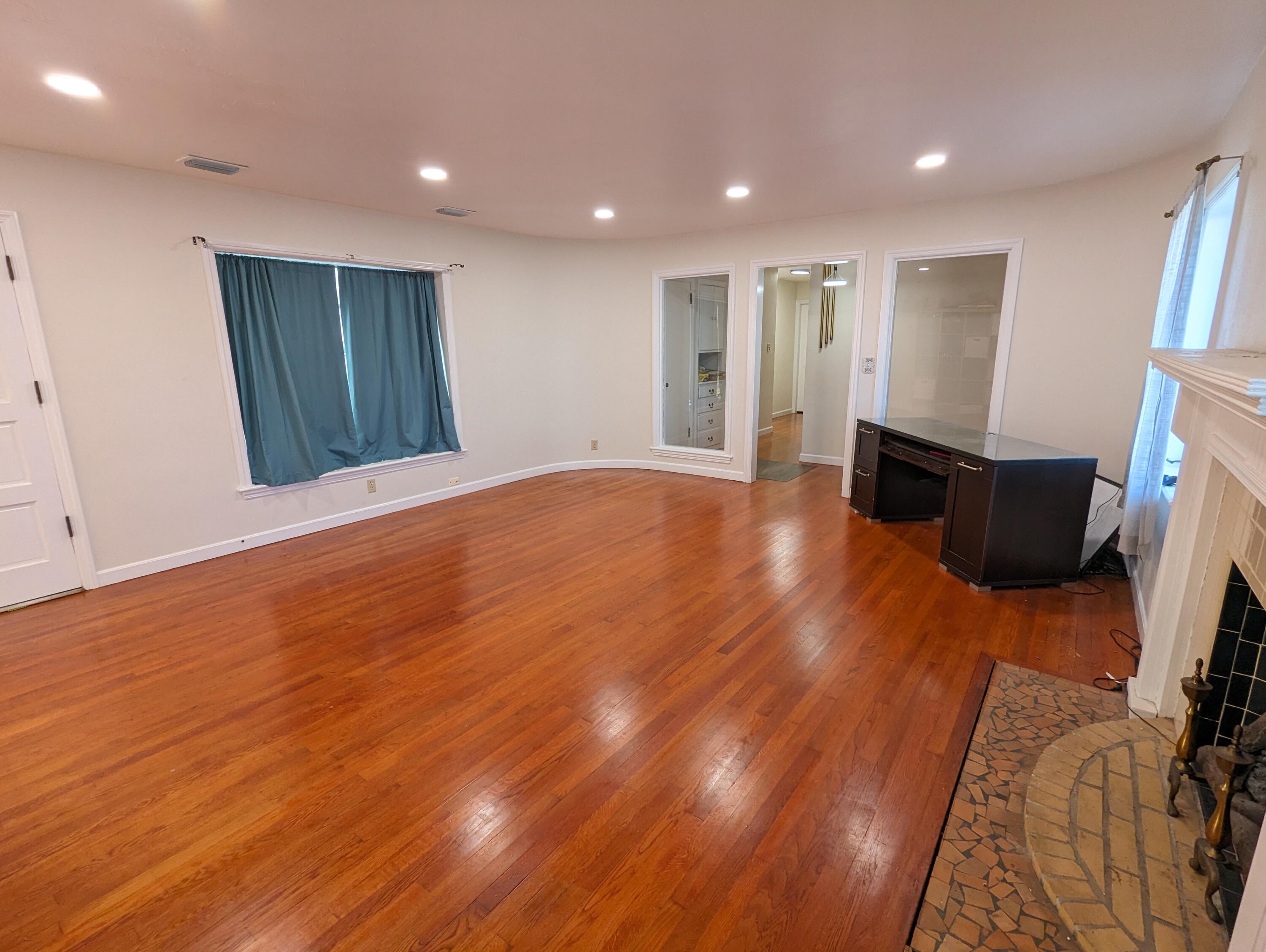 NORTHWOOD - Residential