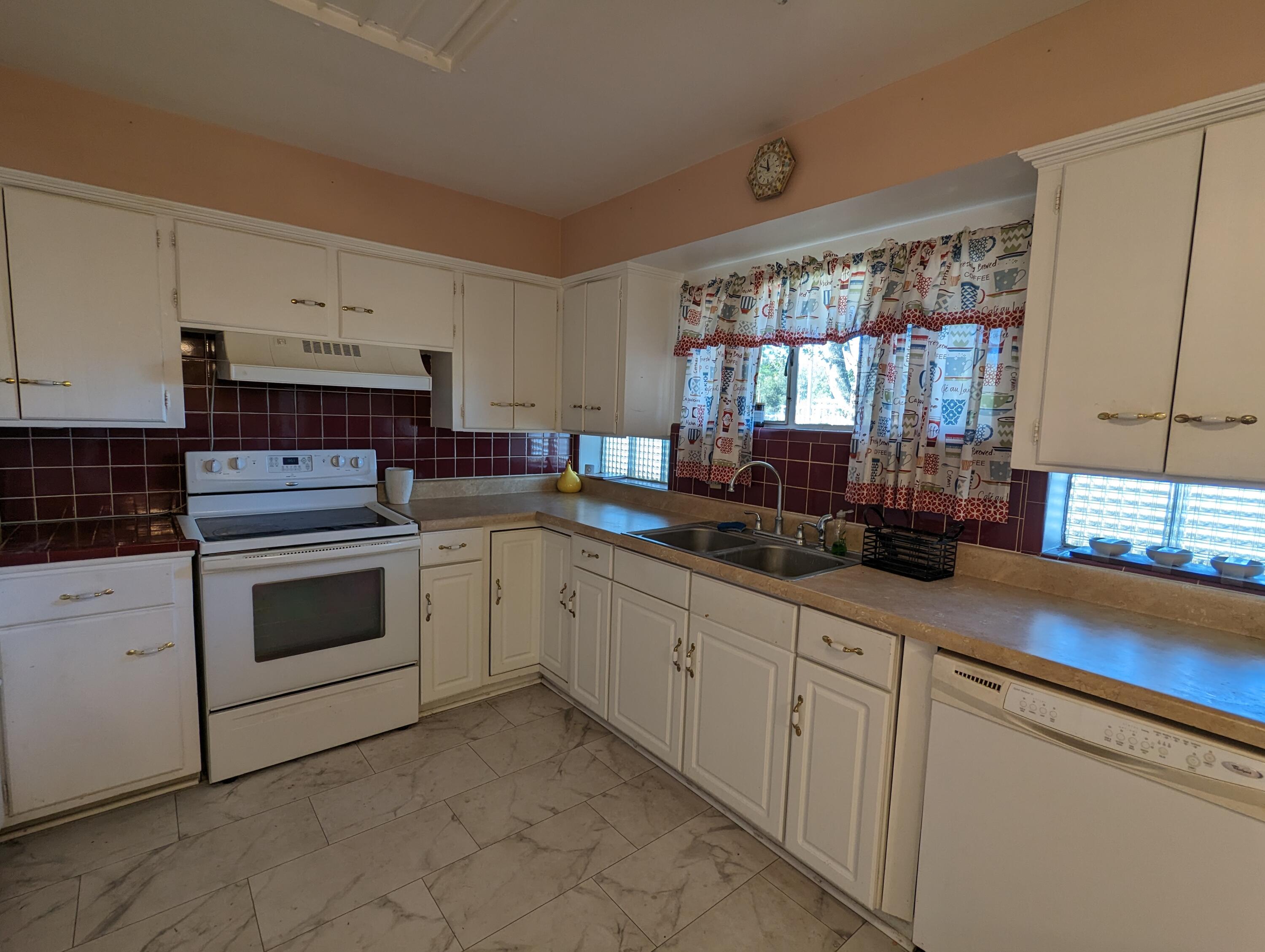 NORTHWOOD - Residential