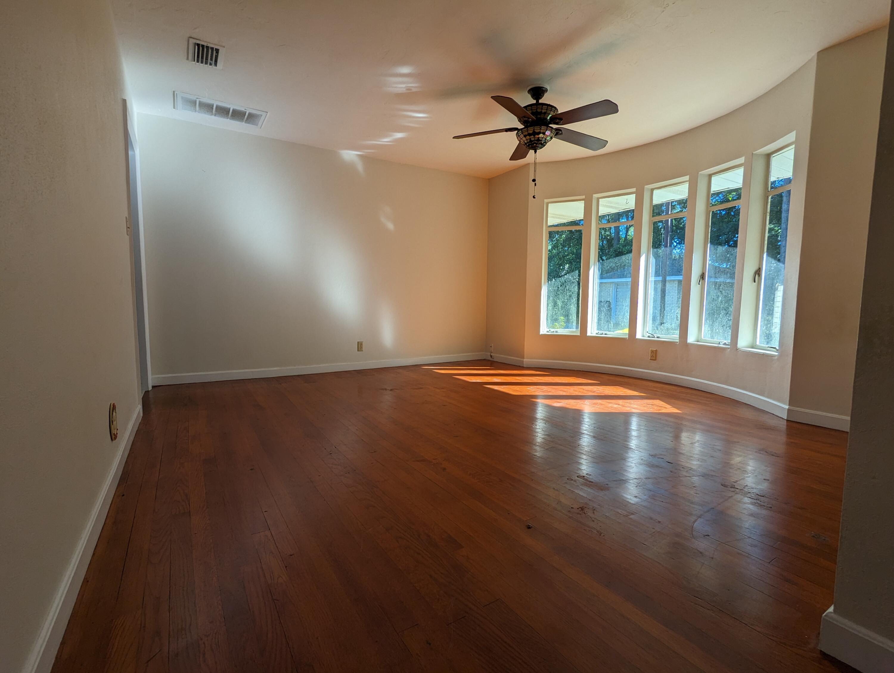 NORTHWOOD - Residential