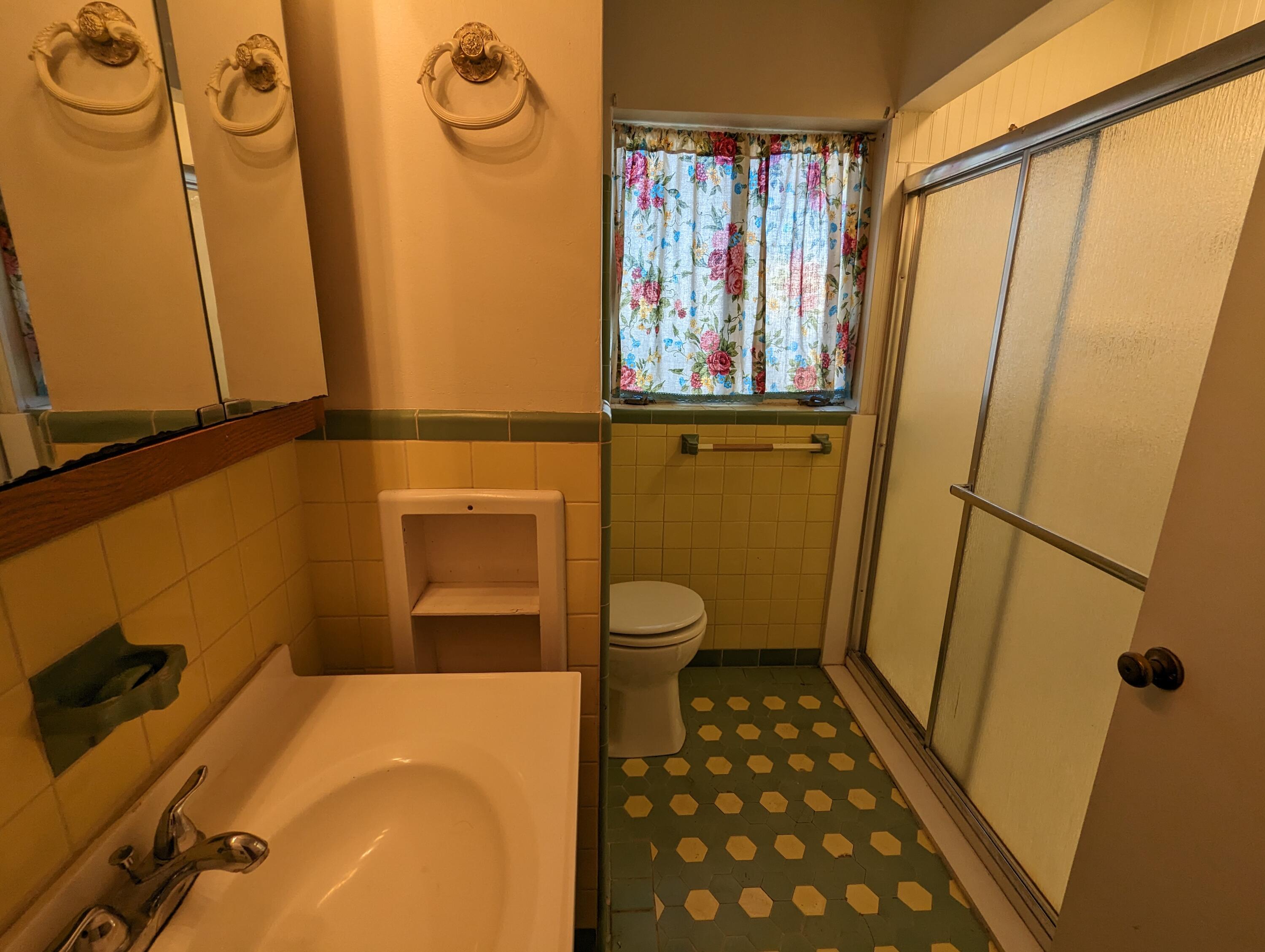 NORTHWOOD - Residential