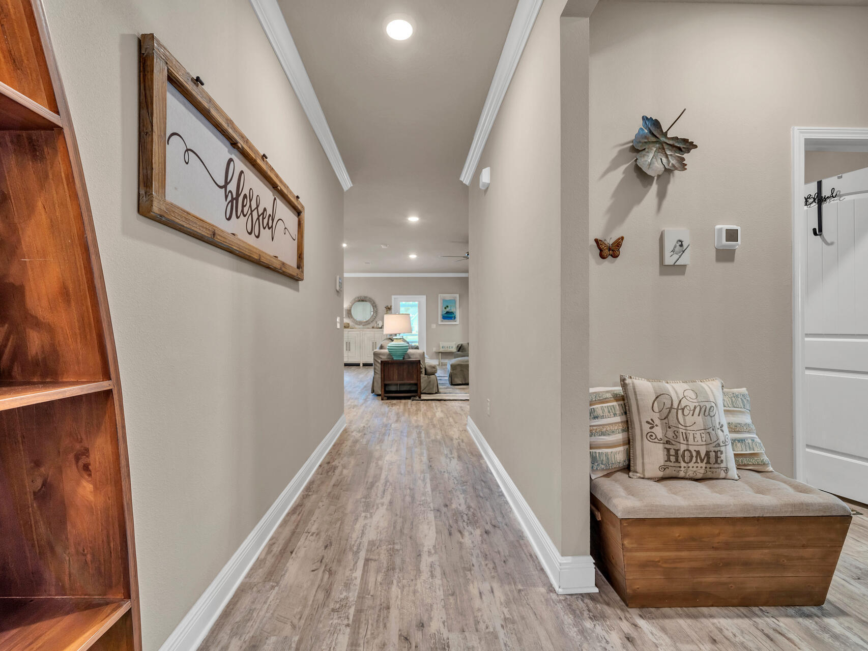 STONEGATE - Residential
