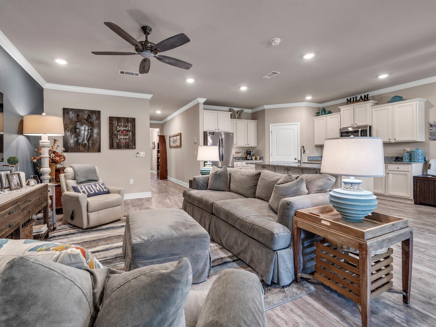 STONEGATE - Residential
