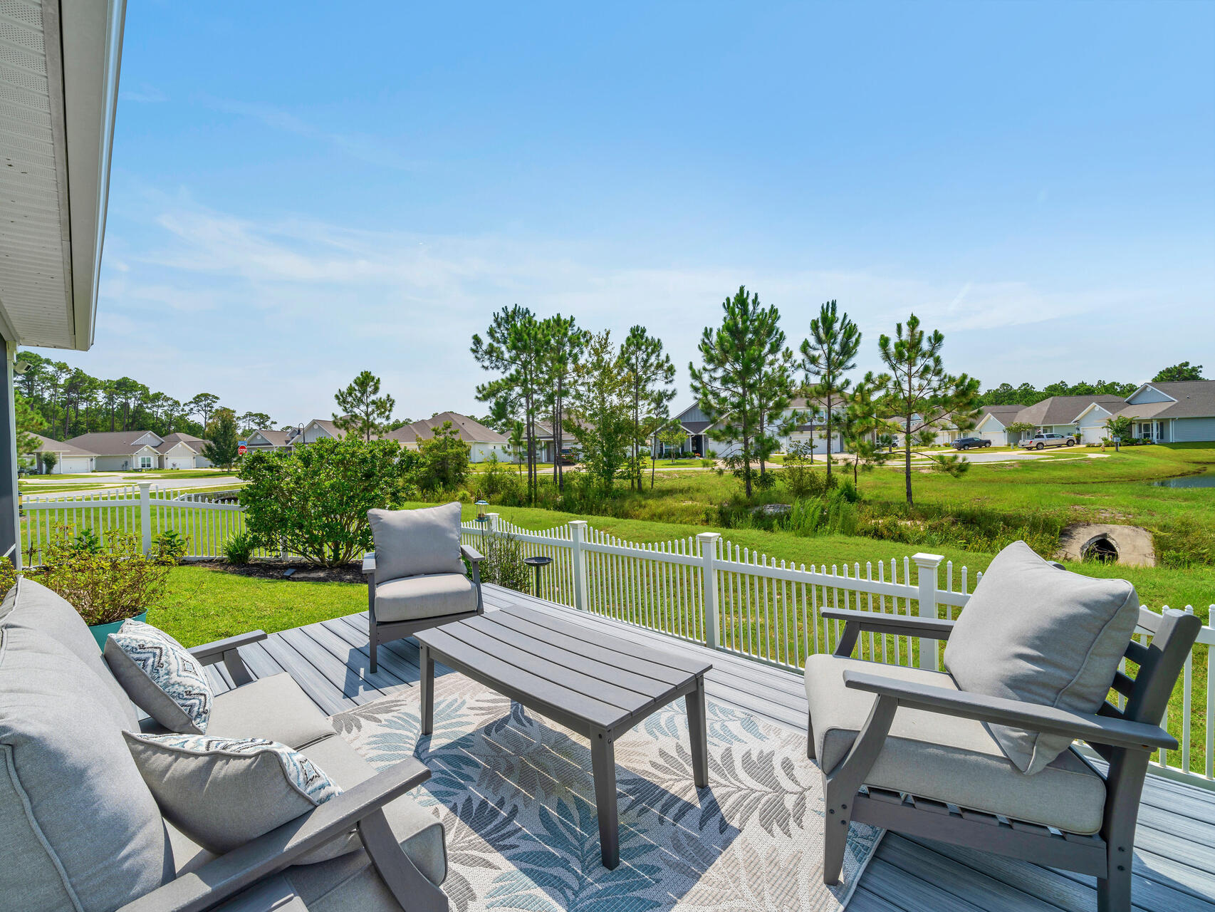 STONEGATE - Residential