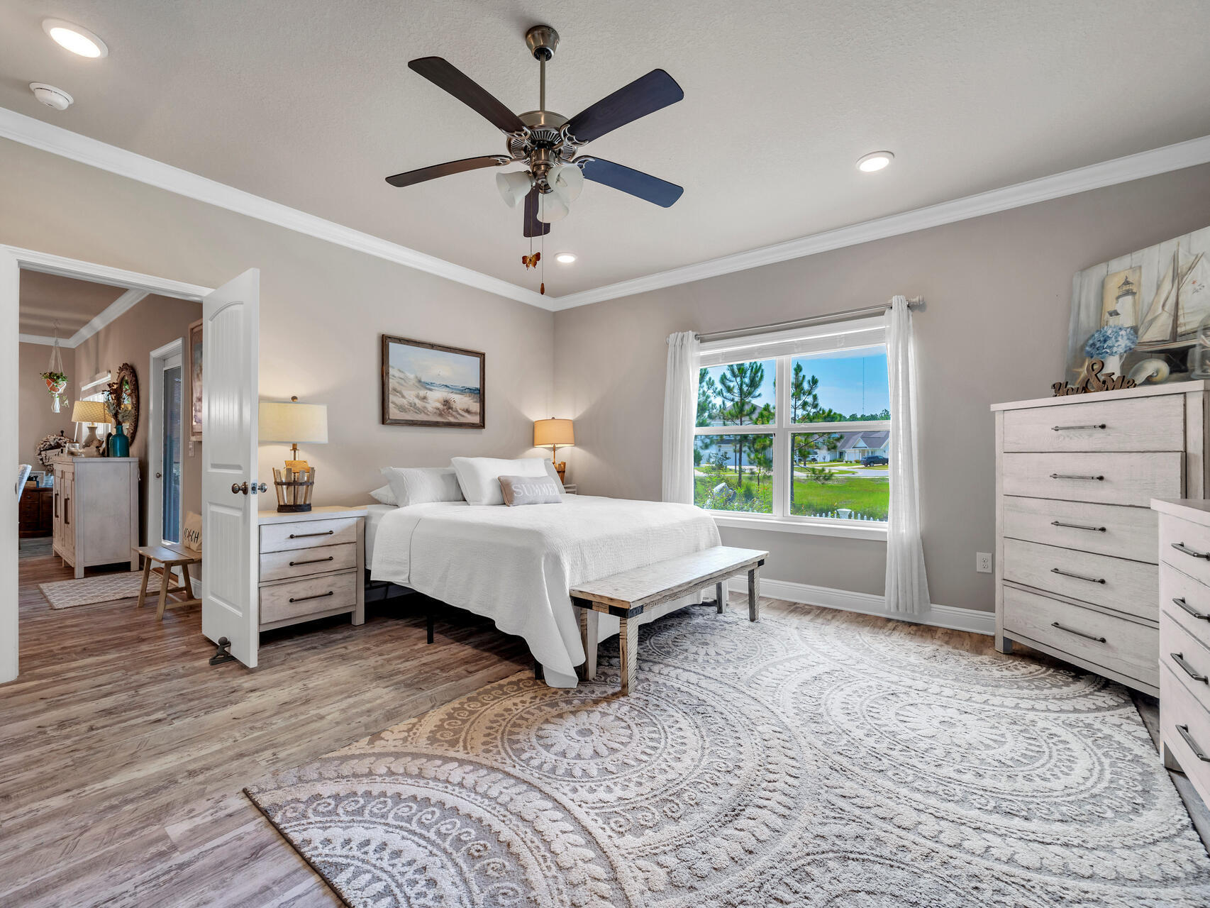 STONEGATE - Residential